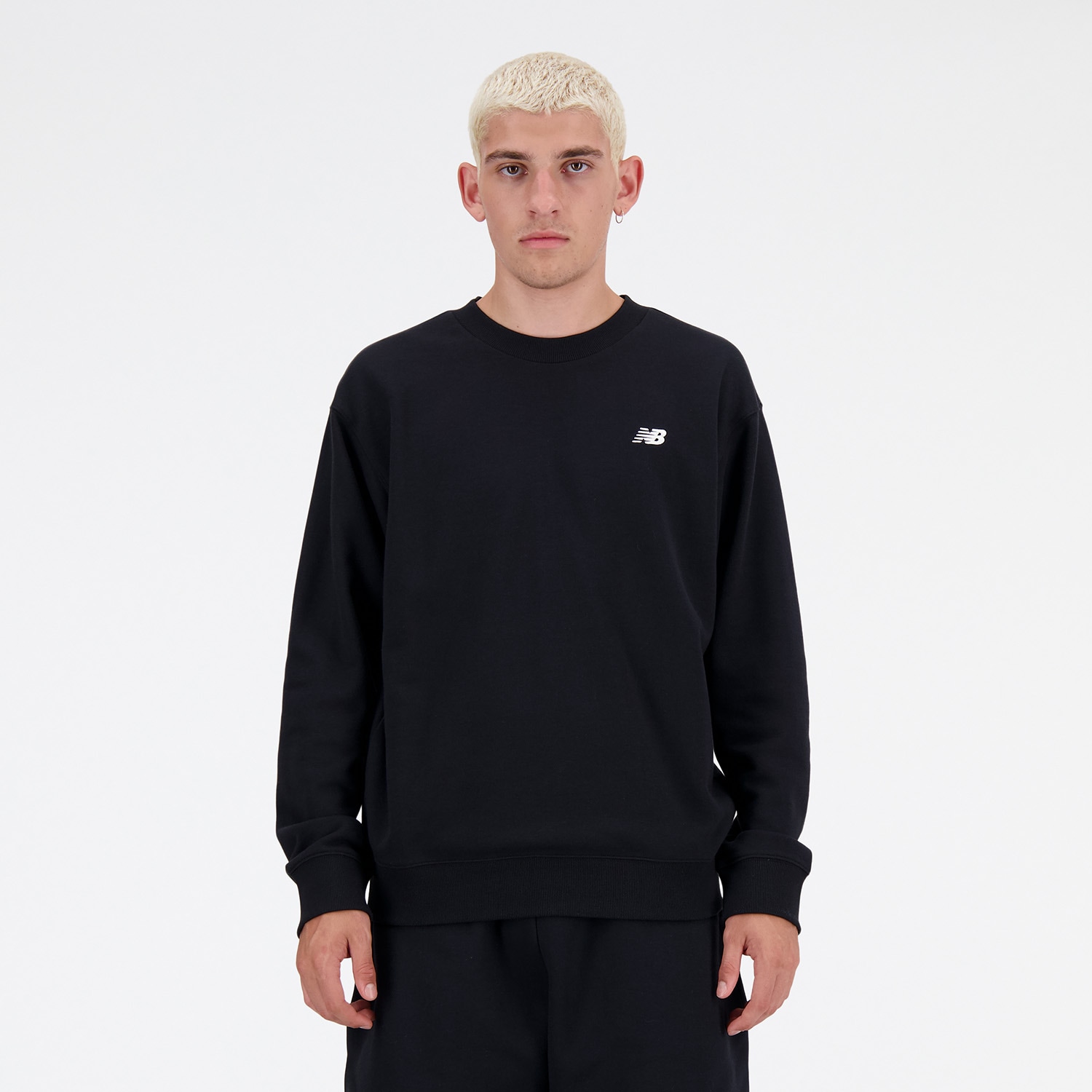 New Balance Sweatshirt "SPORT ESSENTIALS FRENCH TERRY CREW", mit Rundhalsausschnitt, in normaler Länge