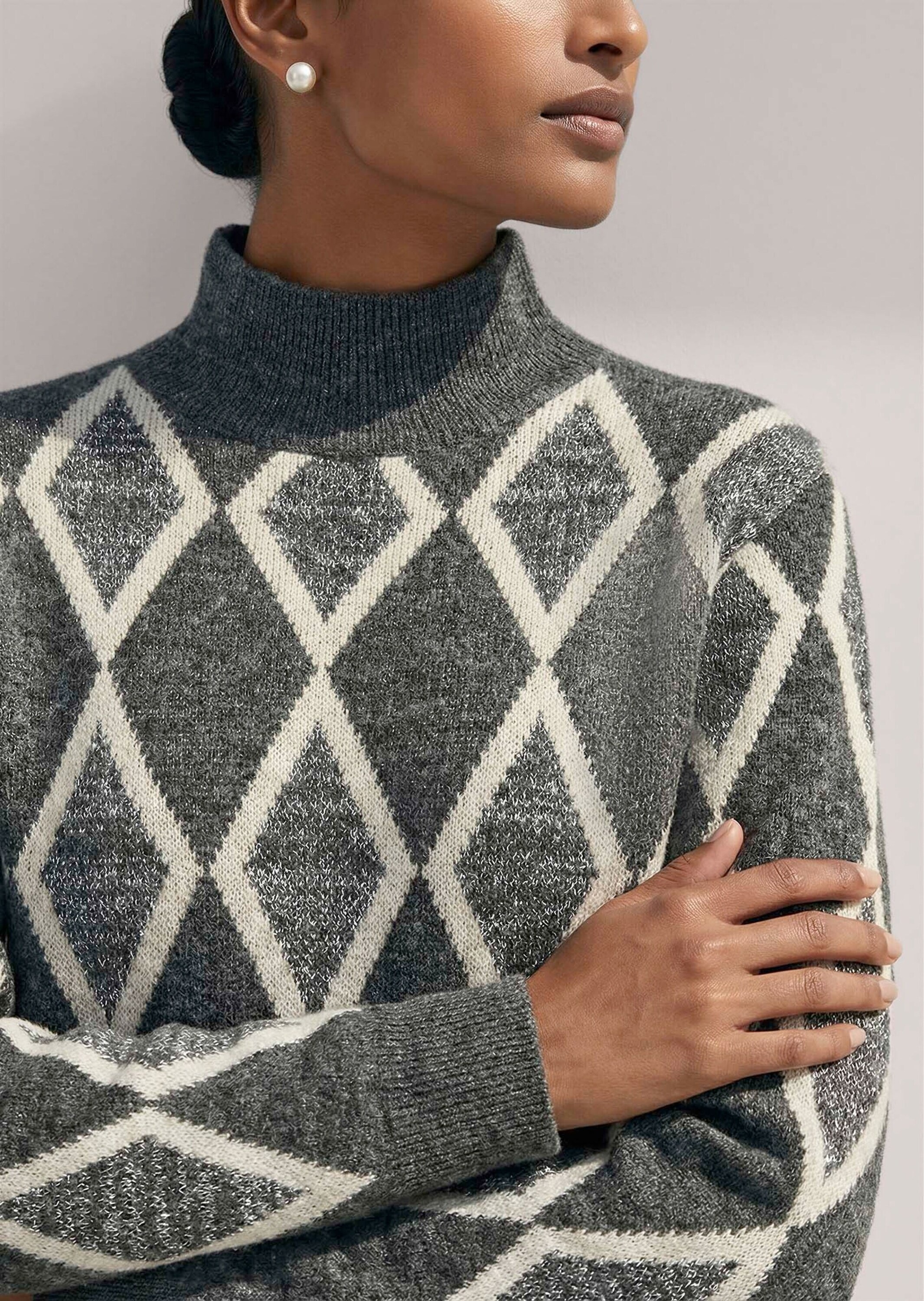 MADELEINE Longpullover »Pullover Rauten-Pullover mit Glanzgarn«