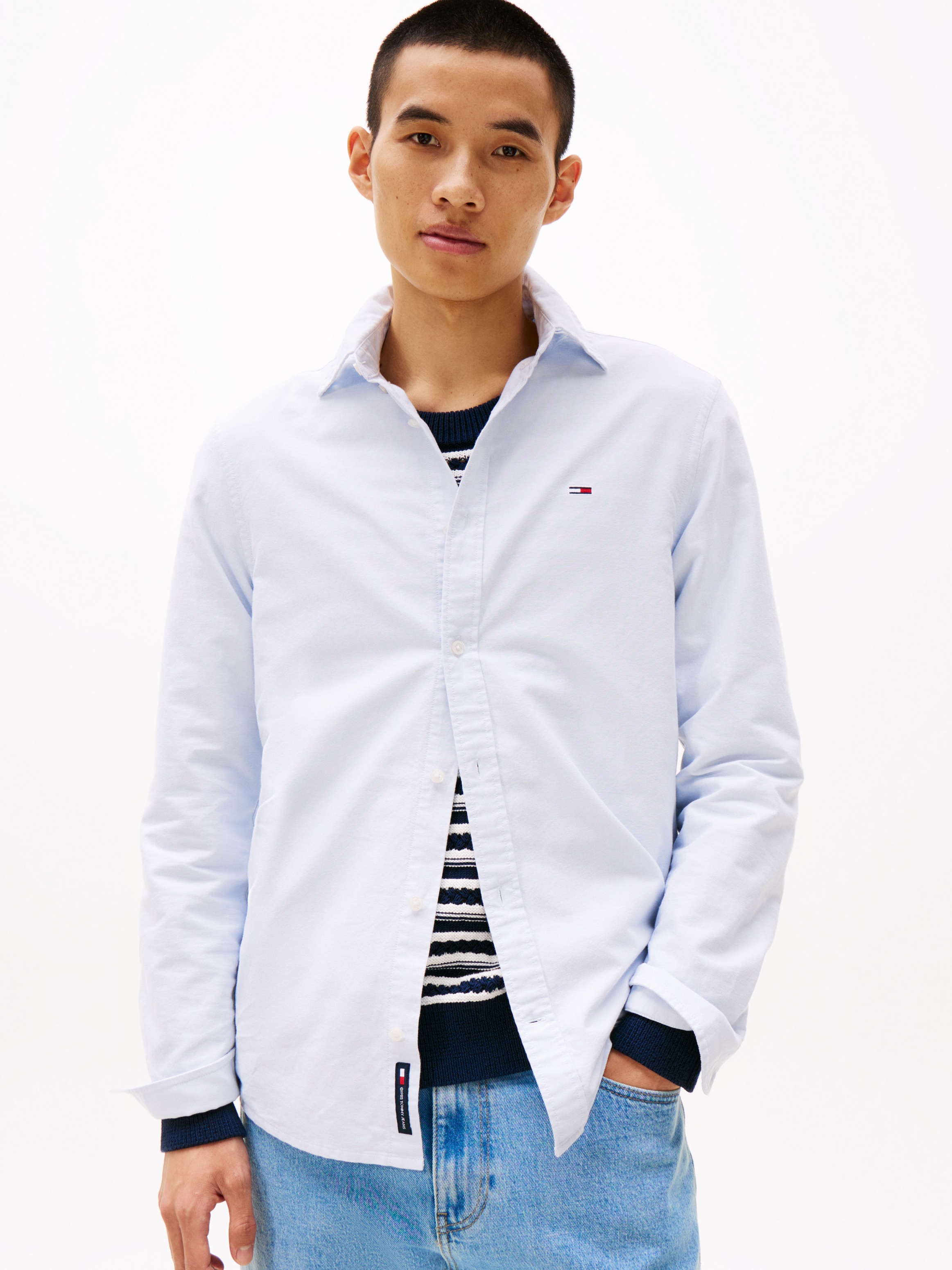 Tommy Jeans Langarmhemd "TJM REGULAR OXFORD" Mit Rundhalsausschnitt, Button günstig online kaufen