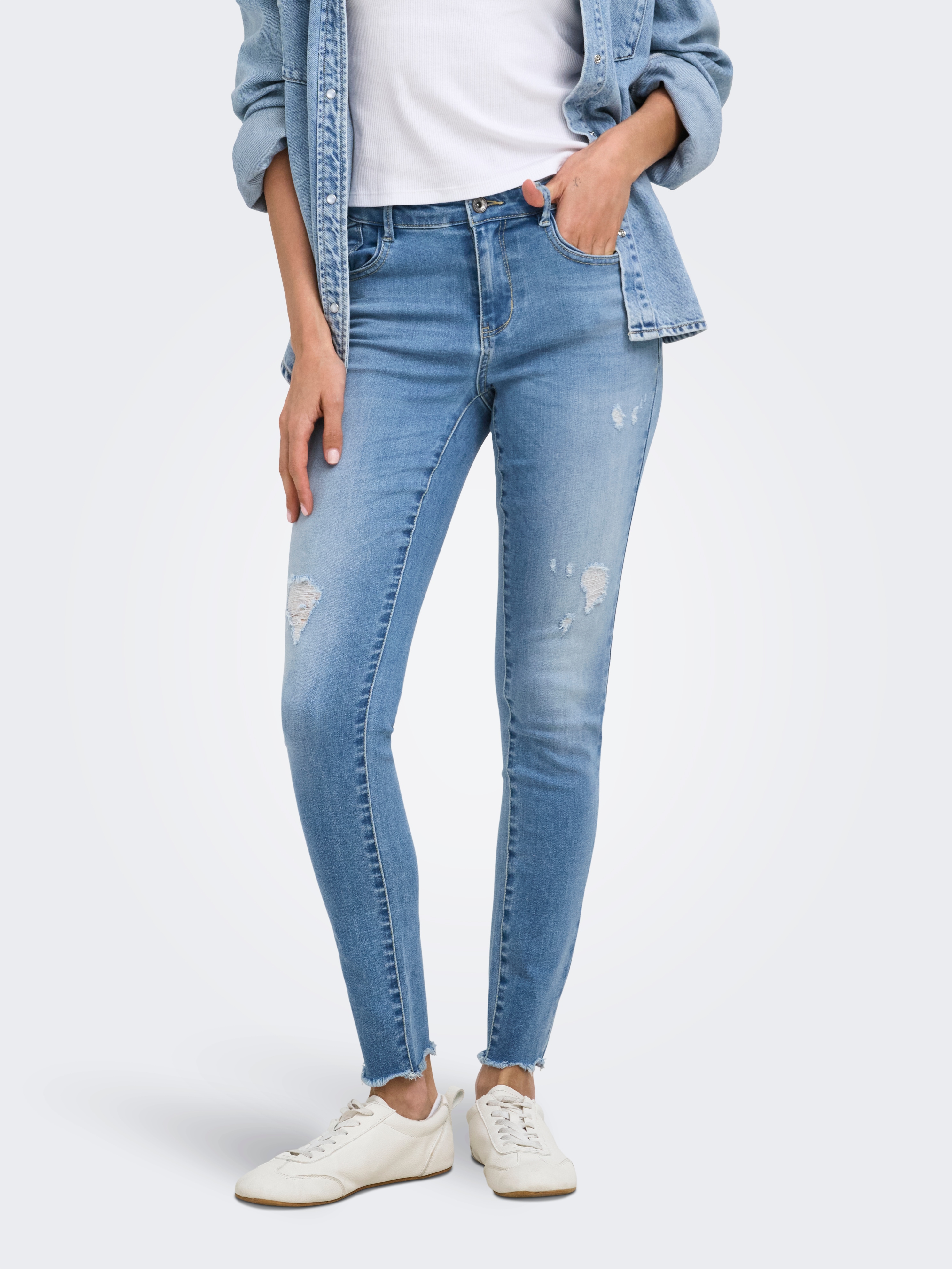 ONLY Skinny-fit-Jeans "ONBLUSH MW COIN PCK ANK RW DNM" Baumwollmischung, skinny fit, offener Saum, destroyed Effekte