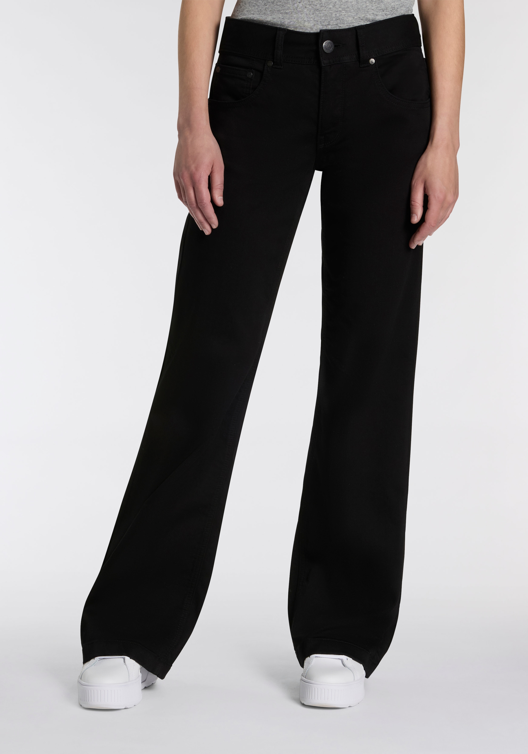 Herrlicher 5-Pocket-Jeans "Edna Denim Black Jogg", im Flared Fit, Mid Waist günstig online kaufen