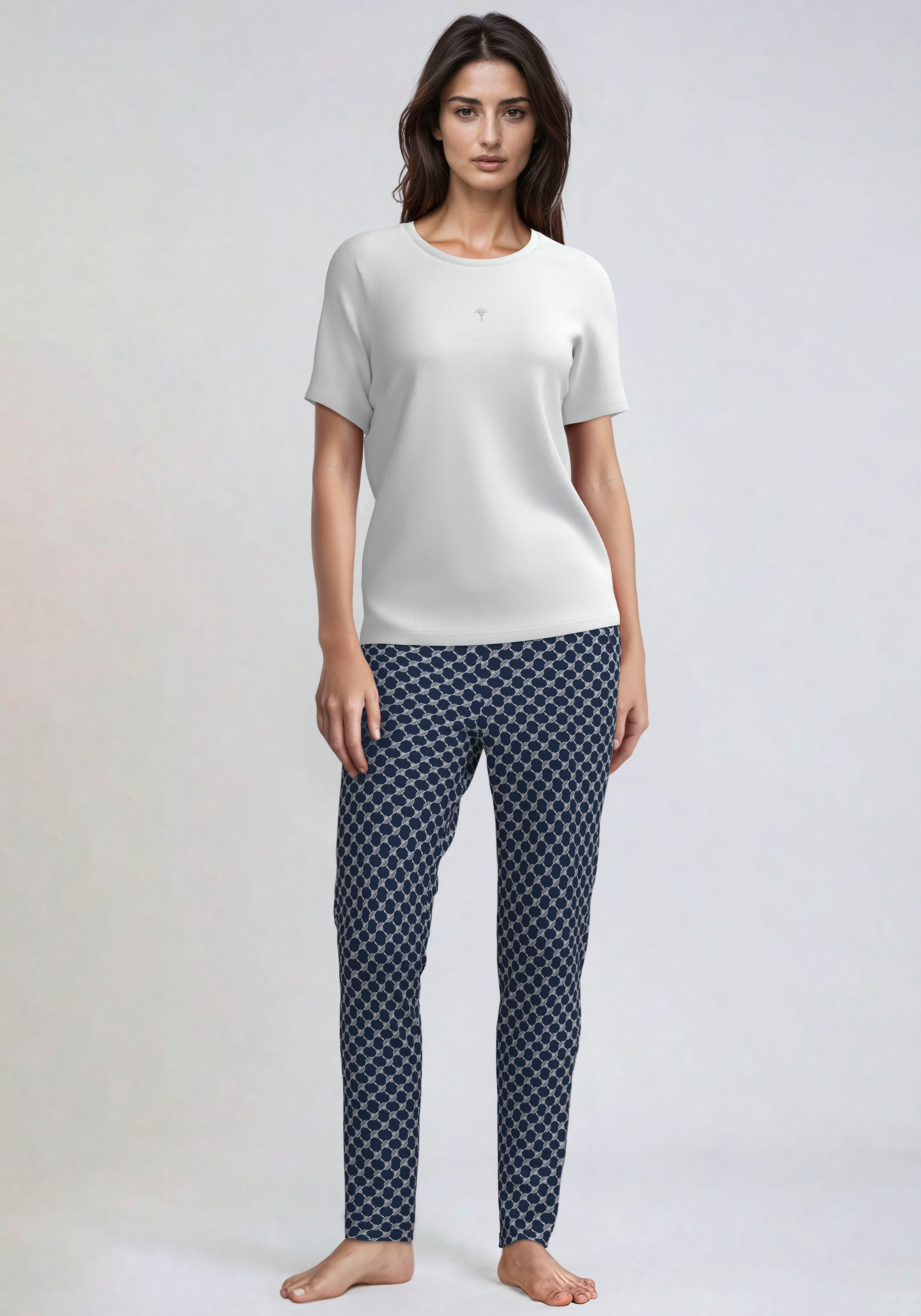 JOOP! T-Shirt »Cosy«, mit schlichter Eleganz