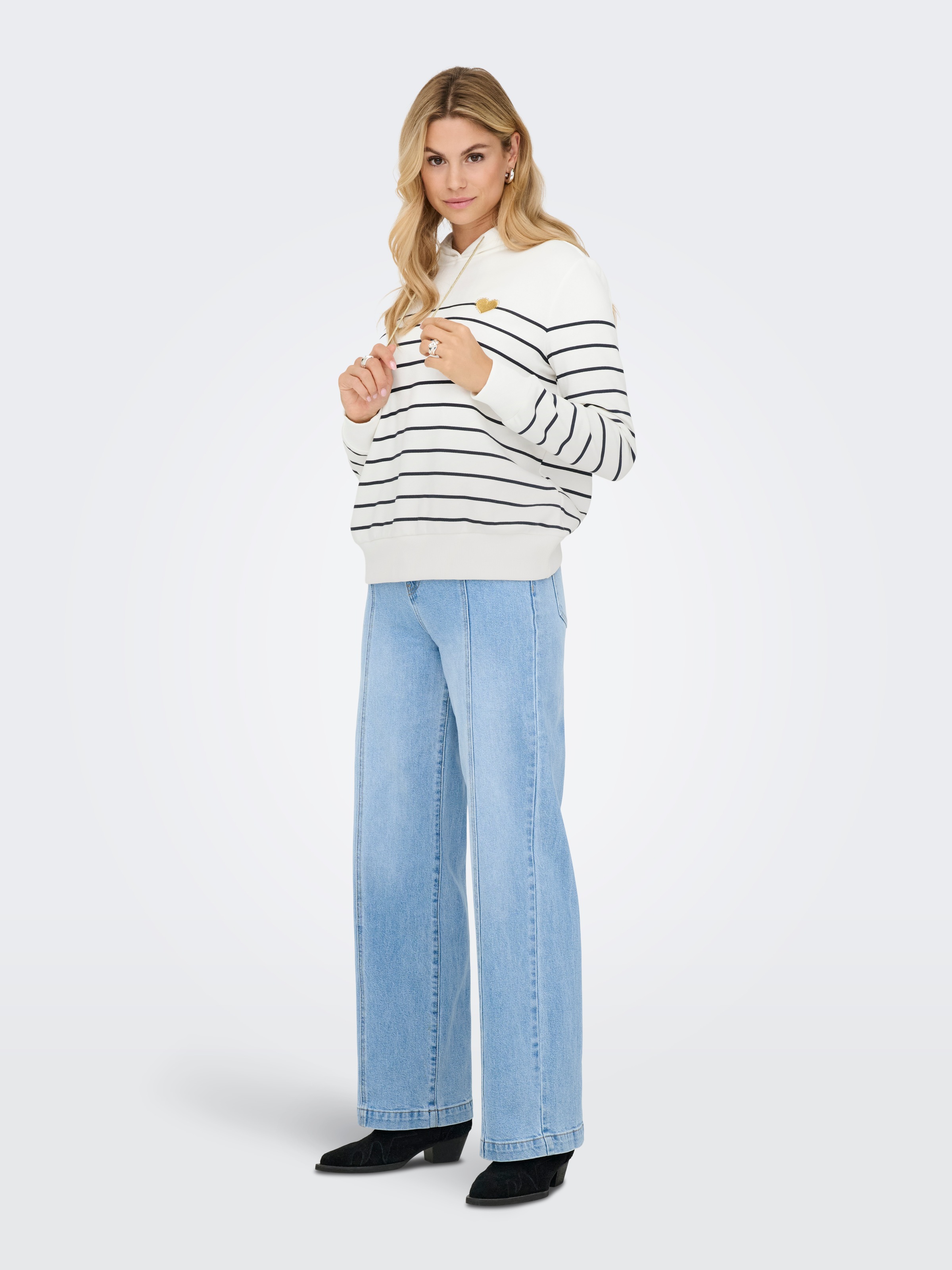 ONLY Kapuzensweatshirt »ONLADELLE L/S STRIPE HOOD SWT«
