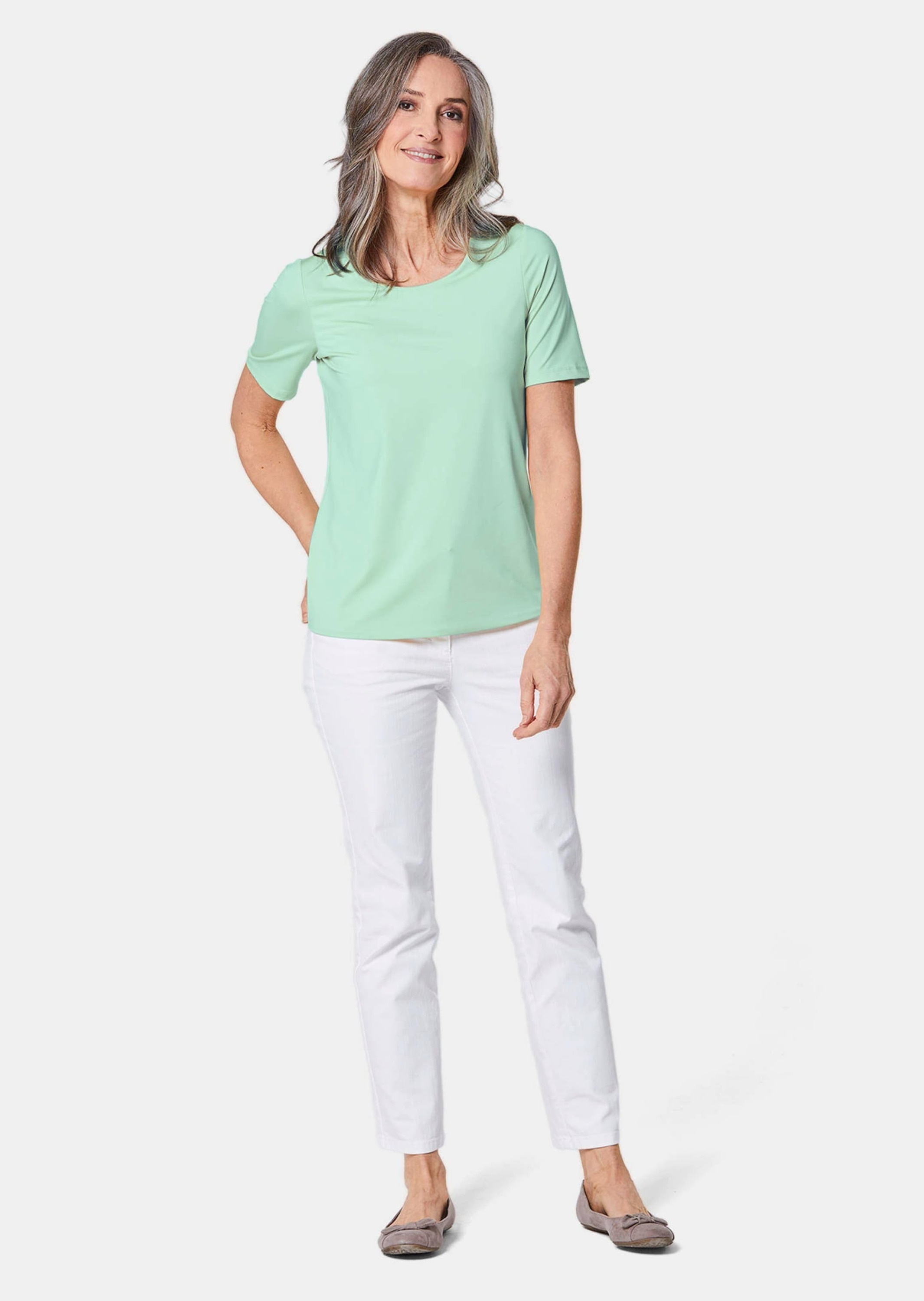 Langarm-Poloshirt GOLDNER "Kurzgröße Gepflegtes Shirt in formstabiler Ware", Damen, Gr. 23, grün (mintgrün), Obermaterial: 82% Polyester PES. 18% Elasthan EL., normal, Sonstiges, Shirts, Ohne 3