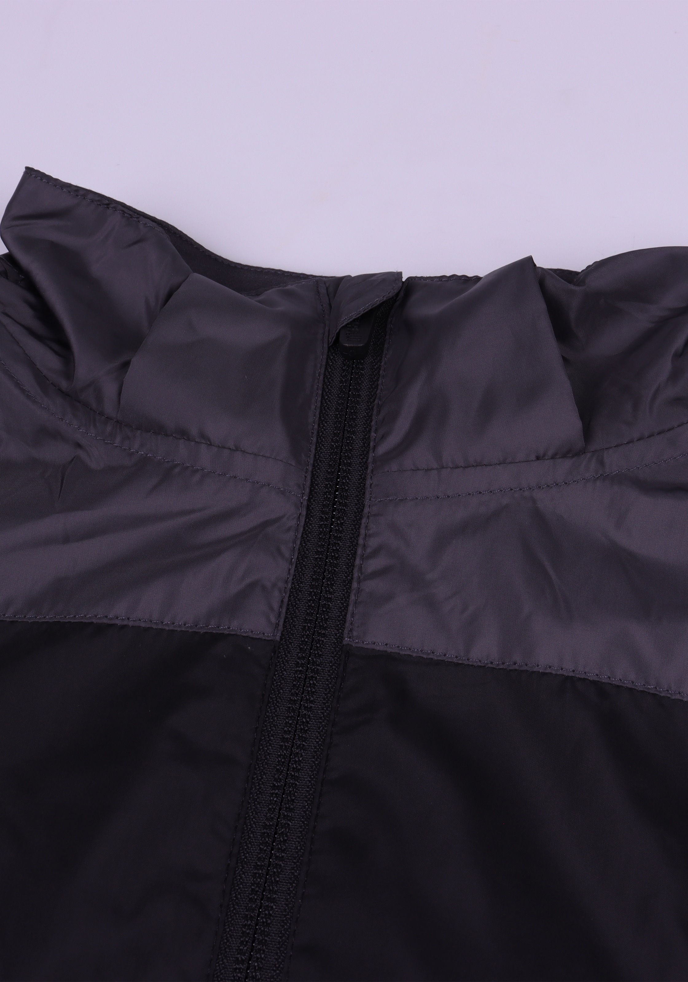 Capelli Sport Funktionsjacke ohne Kapuze mit Kontrastdetails