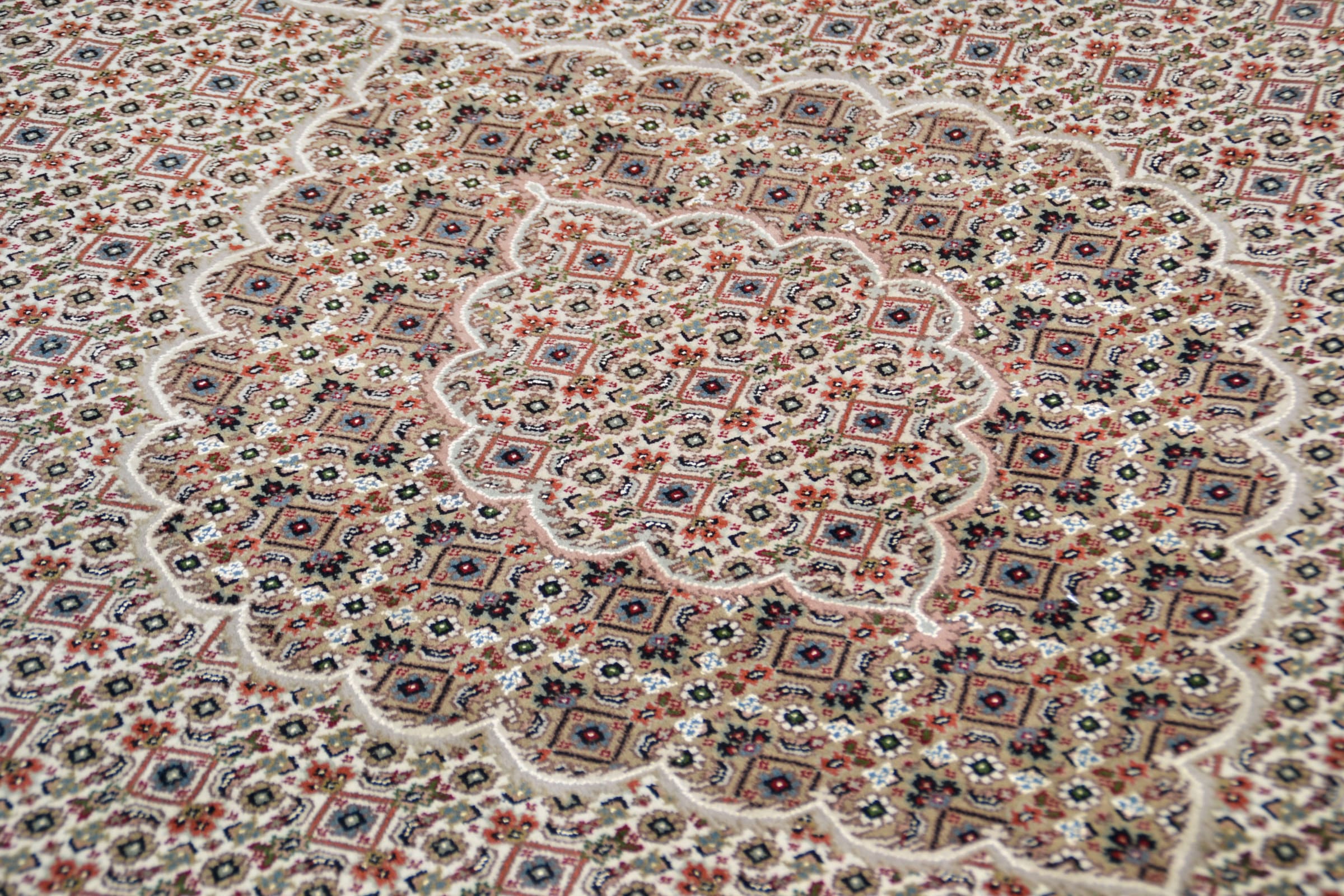 THEKO Orientteppich »Mahi Tabriz«, rechteckig, 12 mm Höhe, handgeknüpft, Material: 80%Wolle, 20% Seide, mit Fransen