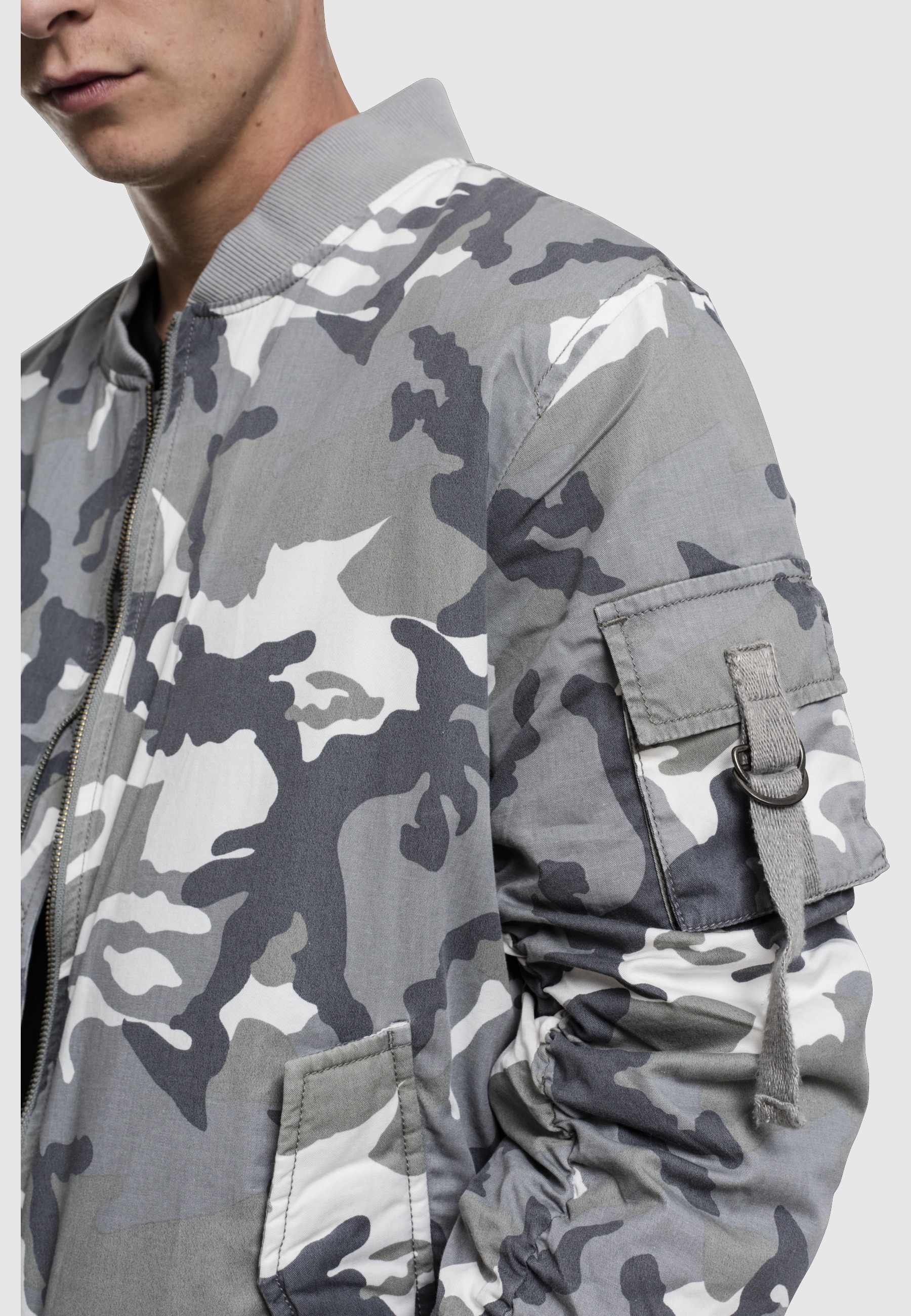 URBAN CLASSICS Bomberjacke »Urban Classics Herren Vintage Camo Cotton Bomber Jacket« 1 Stk. tlg. ohne Kapuze