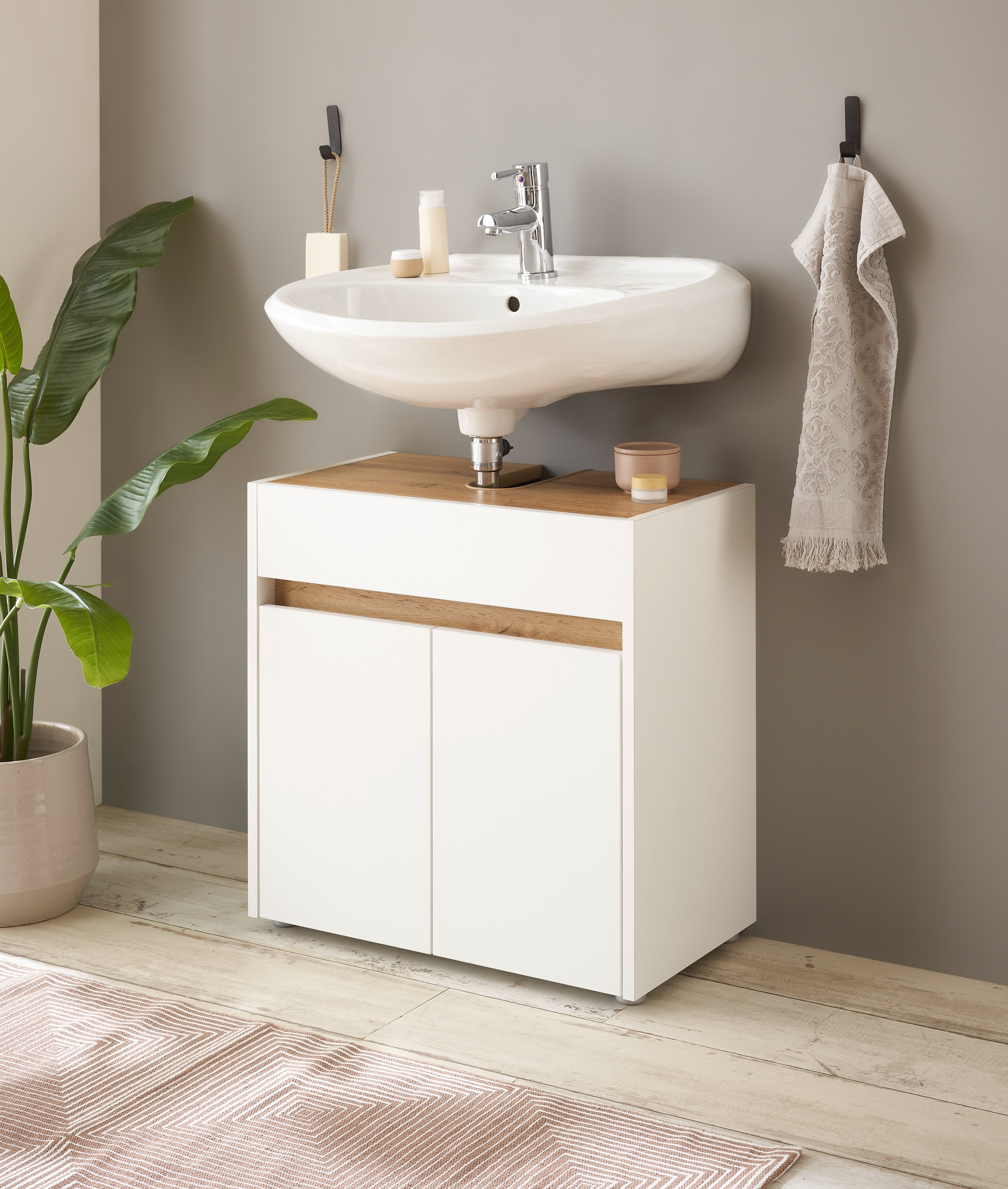 Home affaire Waschbeckenunterschrank "CITY/GIRON, Waschtisch mit Griffmulde, Badschrank in zeitlosem Design" in den Farben Weiß und Anthrazit verfügbar, viel Stauraum