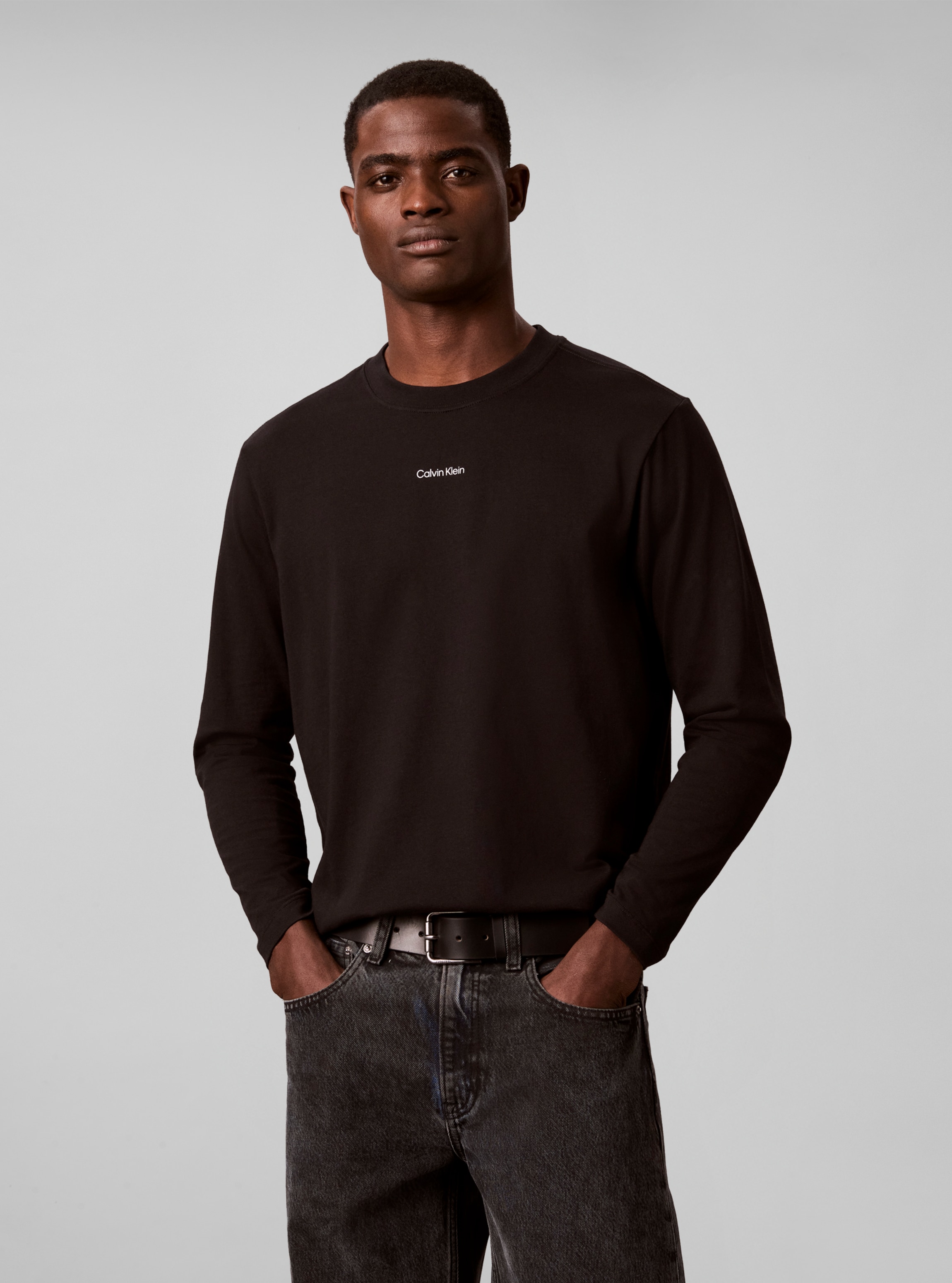 Calvin Klein Jeans Langarmshirt "EASY 20S RETRO CALVIN BACK" Regular fit mit Markenprint