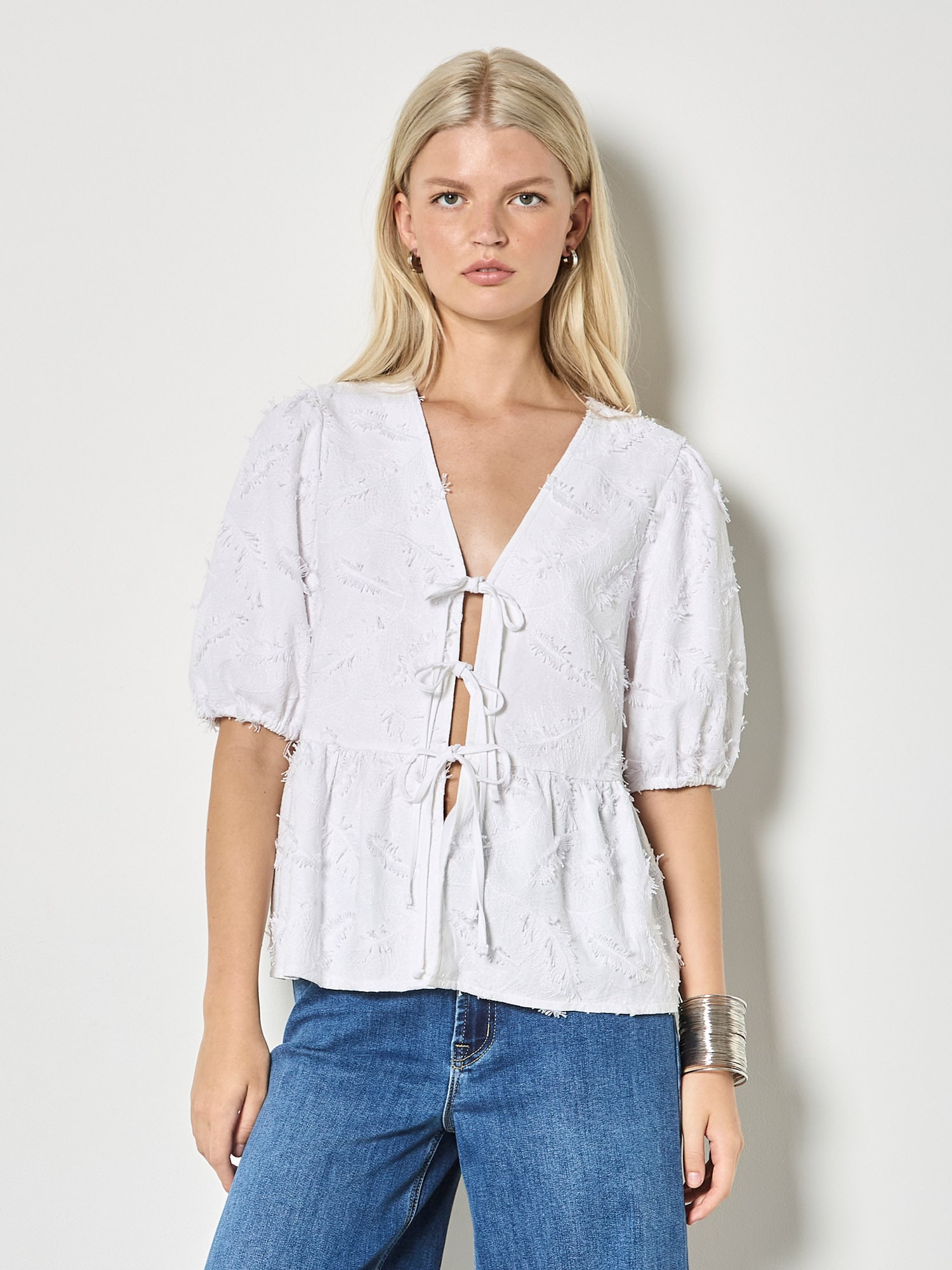 Apricot Blusentop "Bluse aus Leinenmischung" mit Stickerei