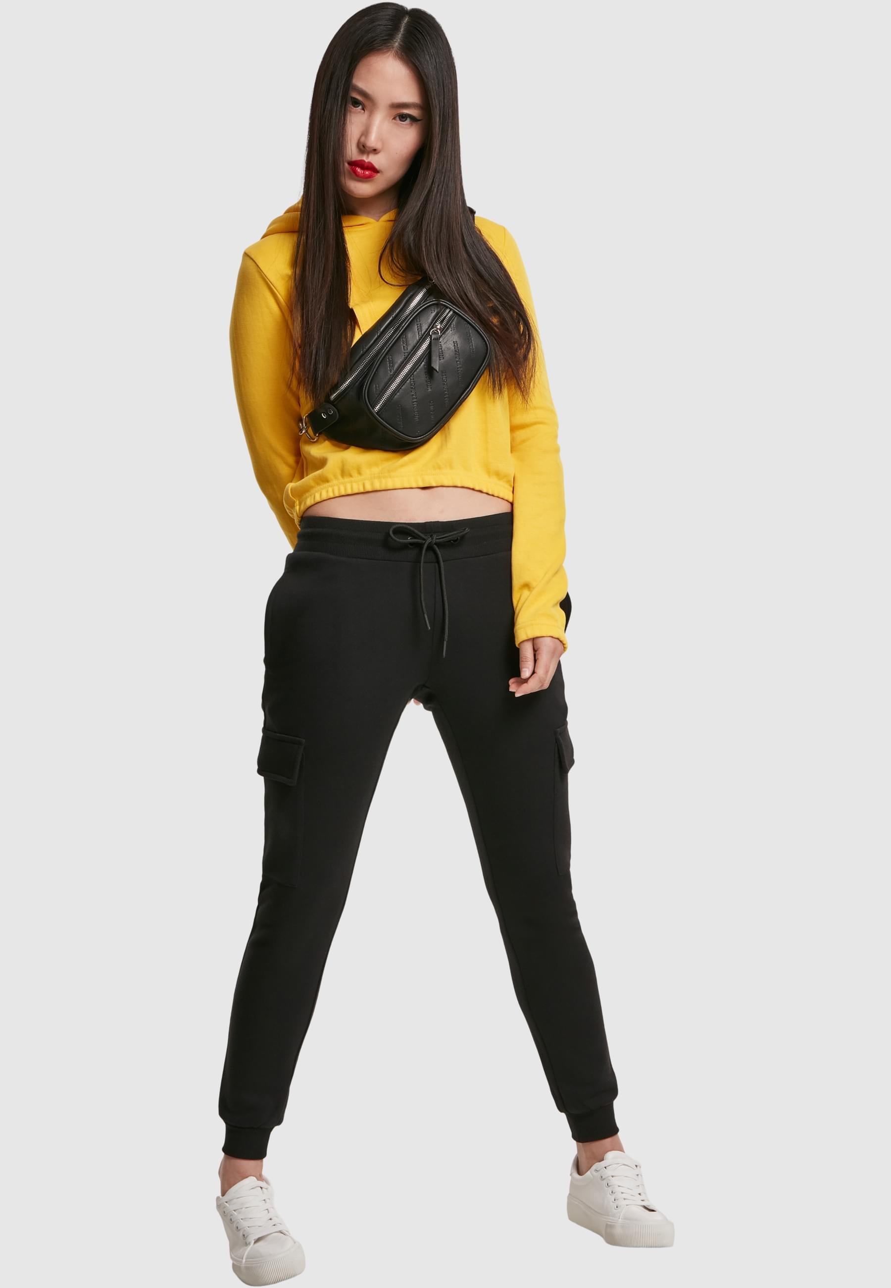 URBAN CLASSICS Stoffhose »Urban Classics Damen Ladies Cargo Sweat Pants«, (1 tlg.)