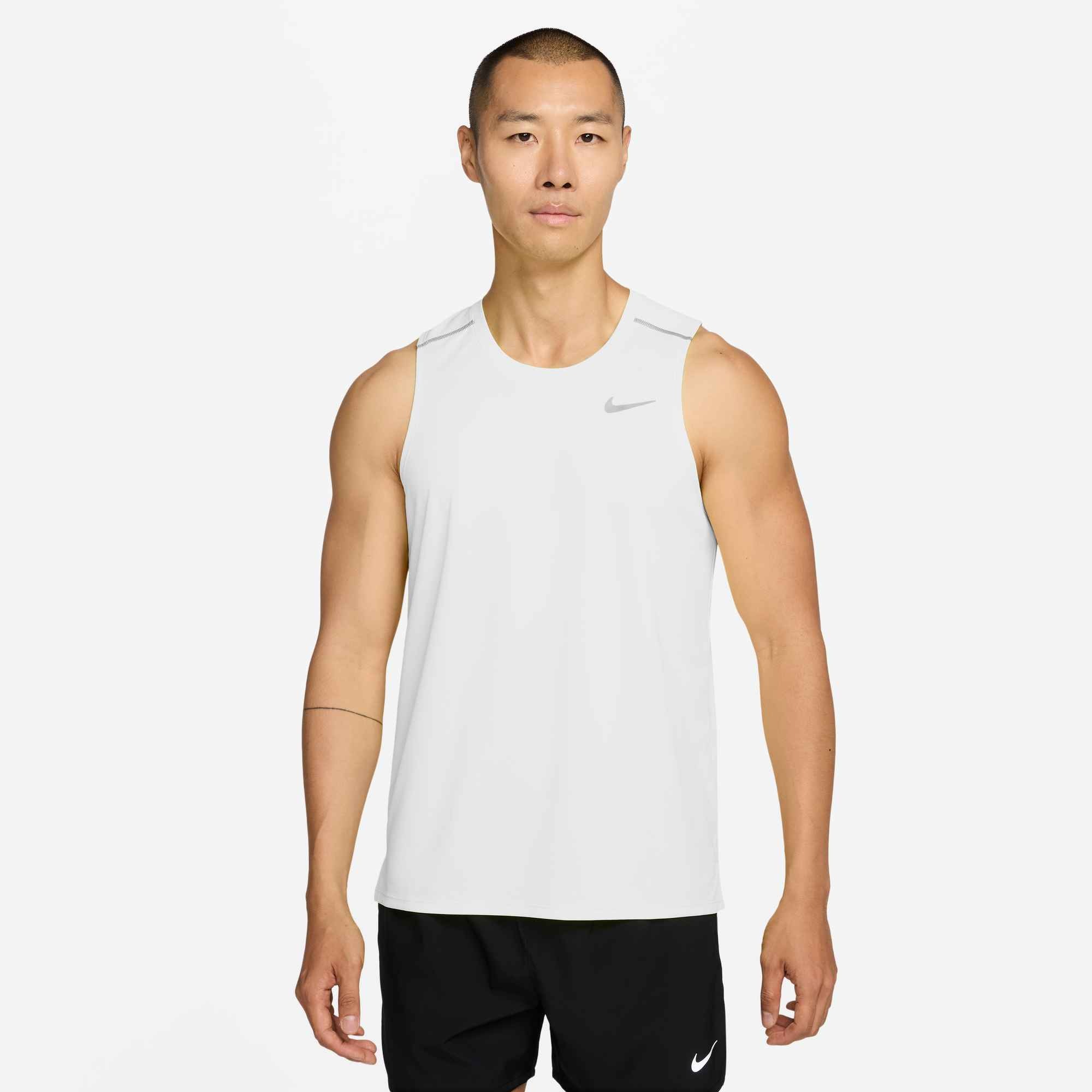 Nike Tanktop »Nike Miler Men's Dri-FIT Running Tank« sportliche Schnittform, für Sportmode und Streetwear