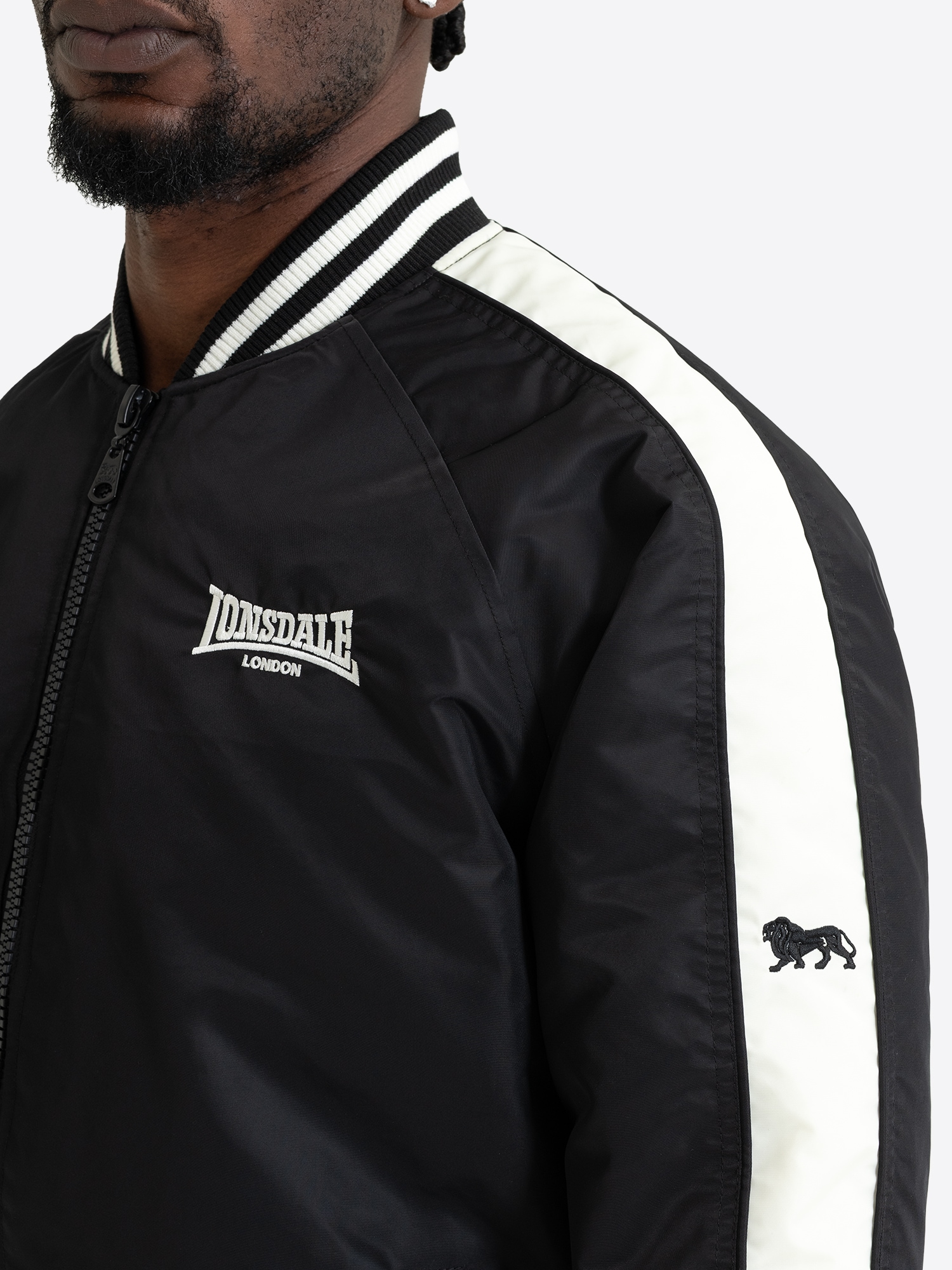 Lonsdale Kurzjacke »SHORTLANDS« mit sportlichem Look, aus Polyester, normale Passform