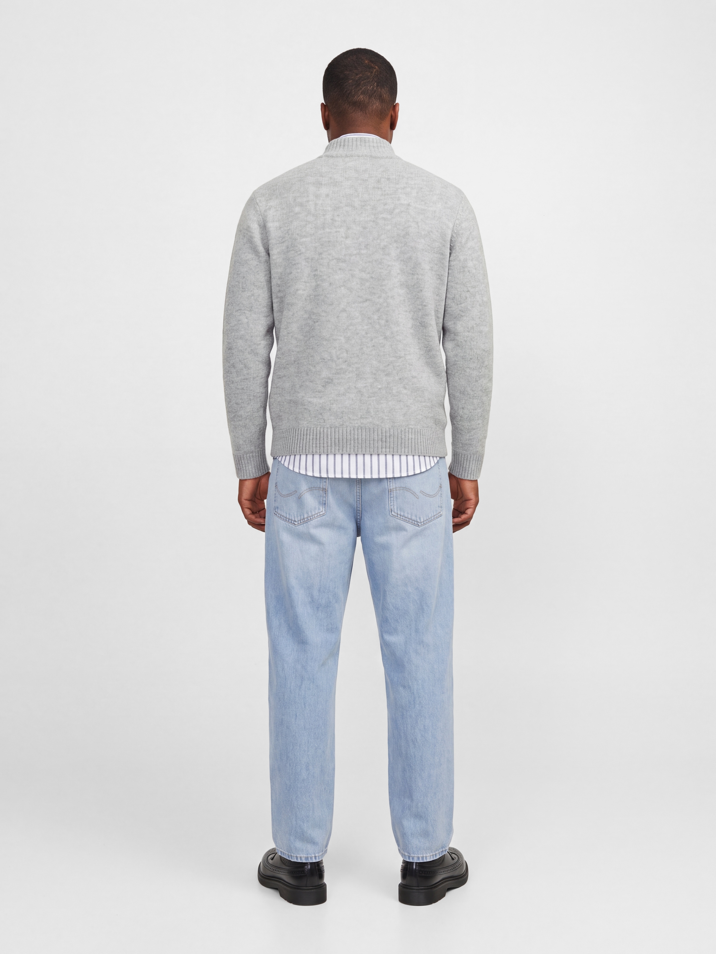 Jack & Jones PlusSize Strickjacke »JJSOHO OLLIE KNIT HIGH NECK ZIP C SN PLS« Materialmix, locker geschnitten