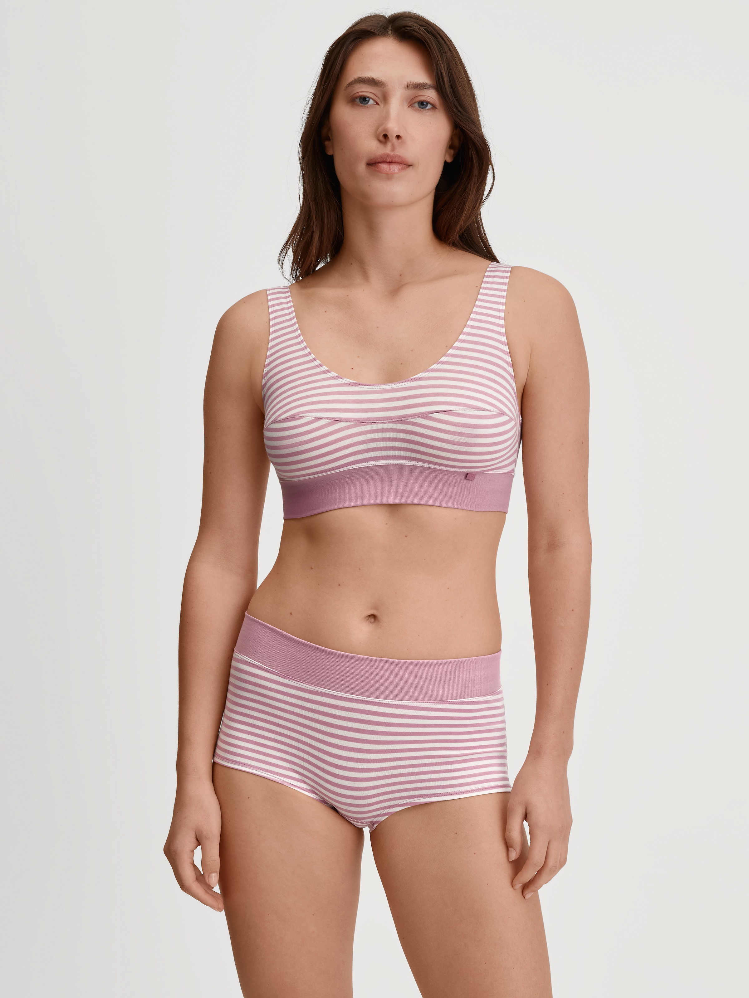 CALIDA Panty »Elastic«, mit breitem Elastikbund, sportlicher Look, Single Jersey-Qualität