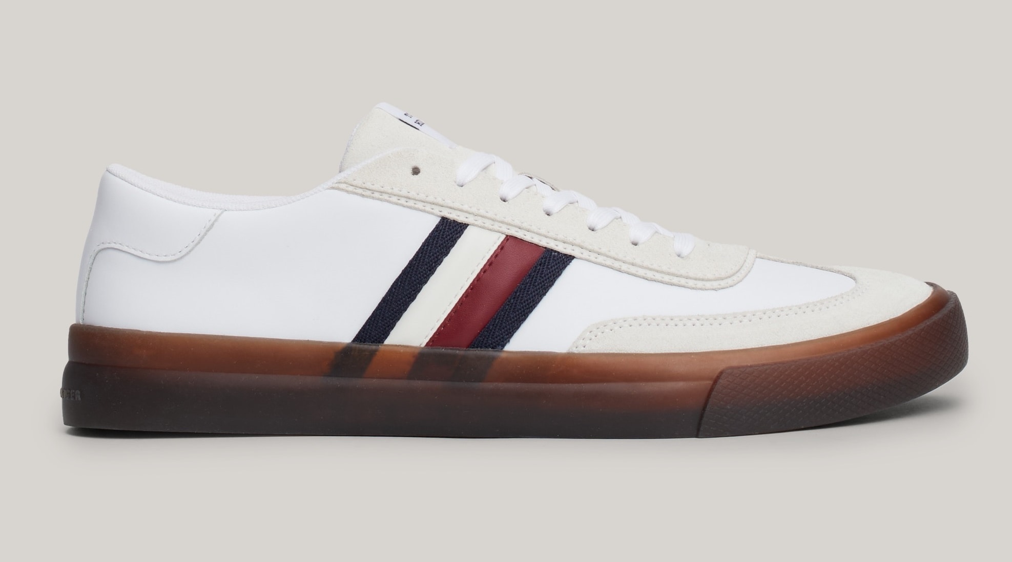 Tommy Hilfiger Sneaker »TH CUPSET TERRACE«, Freizeitschuh, Halbschuh, Schnürschuh mit seitlichen Streifen