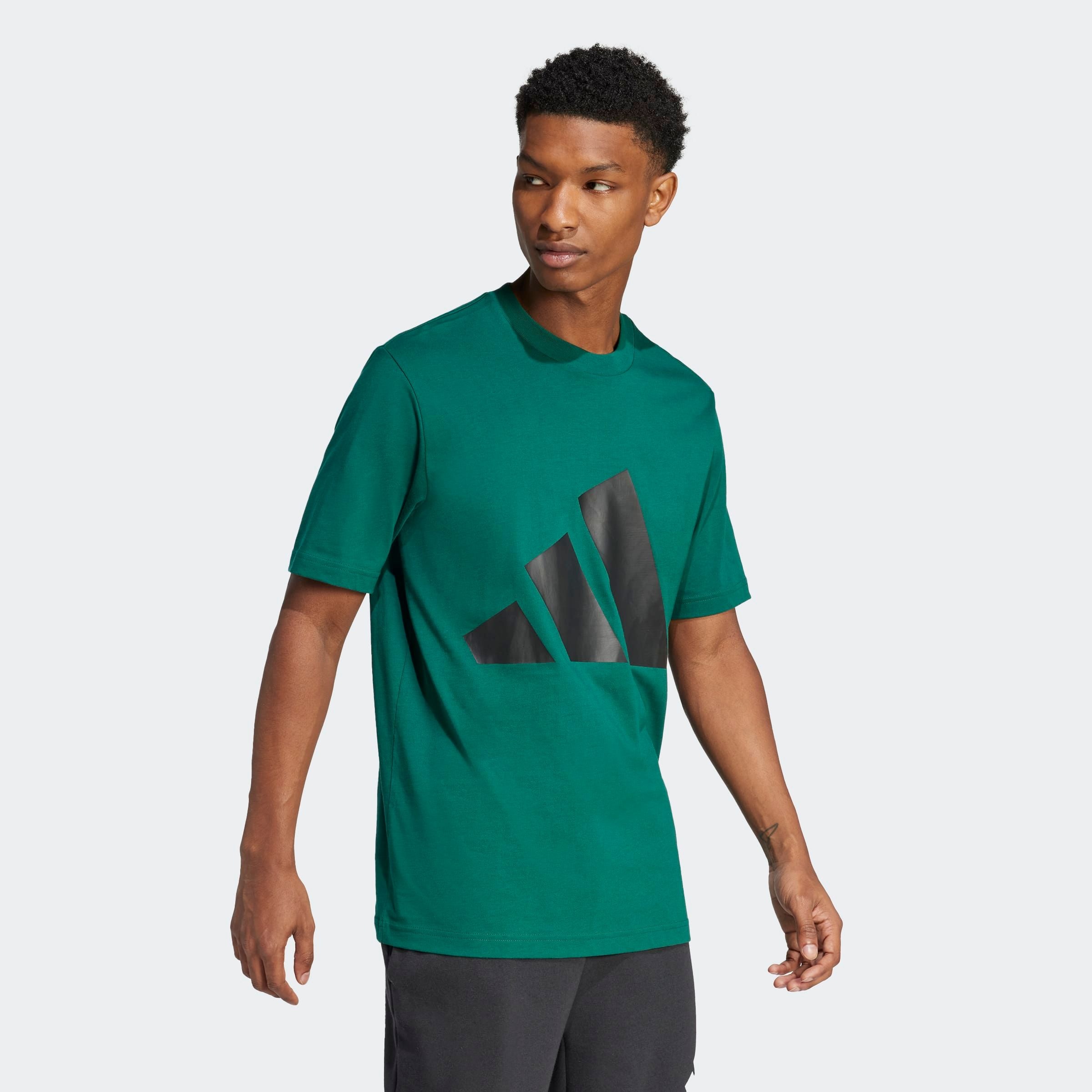 adidas Sportswear T-Shirt "ESSENTIALS BIG LOGO" klassische Silhouette, mit günstig online kaufen