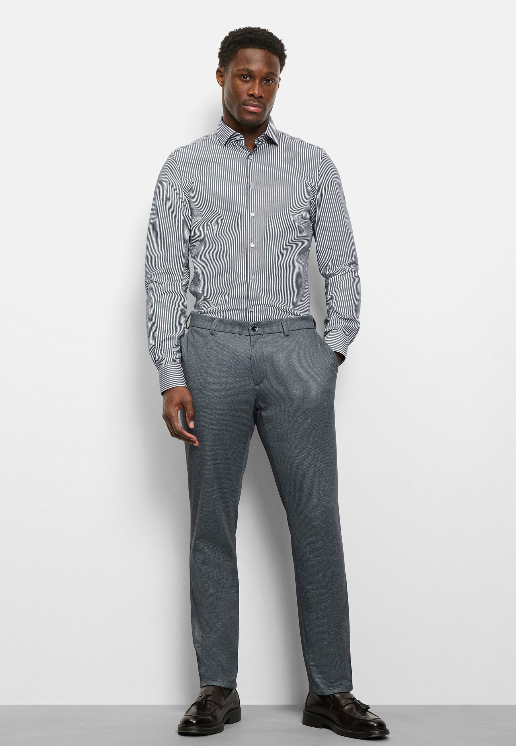 Thumbnail - OLYMP Businesshemd "OLYMP Level Five 24/Seven, body fit, Modern Kent"