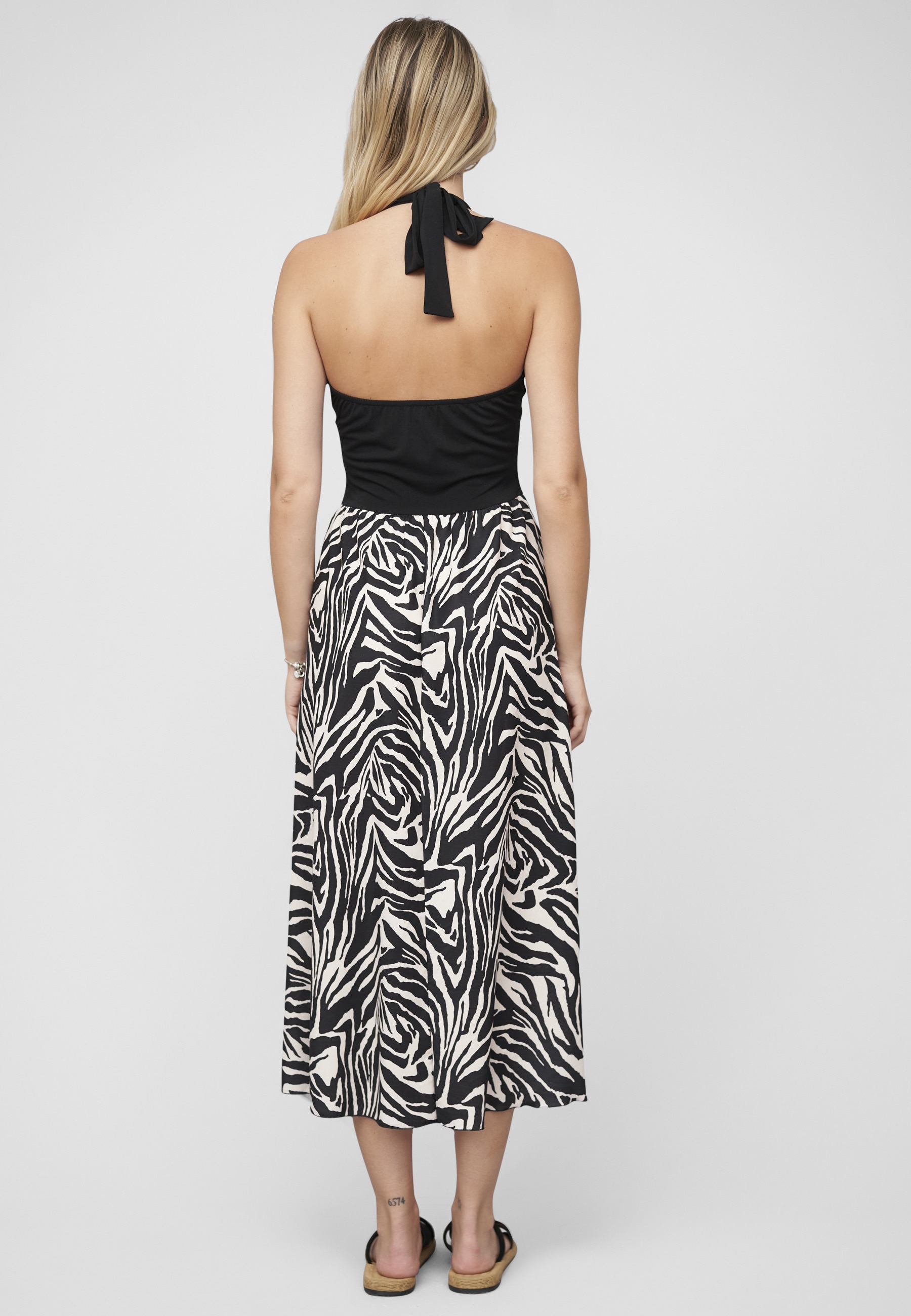 CLOUD 5IVE Shirtkleid »CLOUD 5IVE Maxi Neckholder-Dress with zebra print« 1 Stk. tlg.