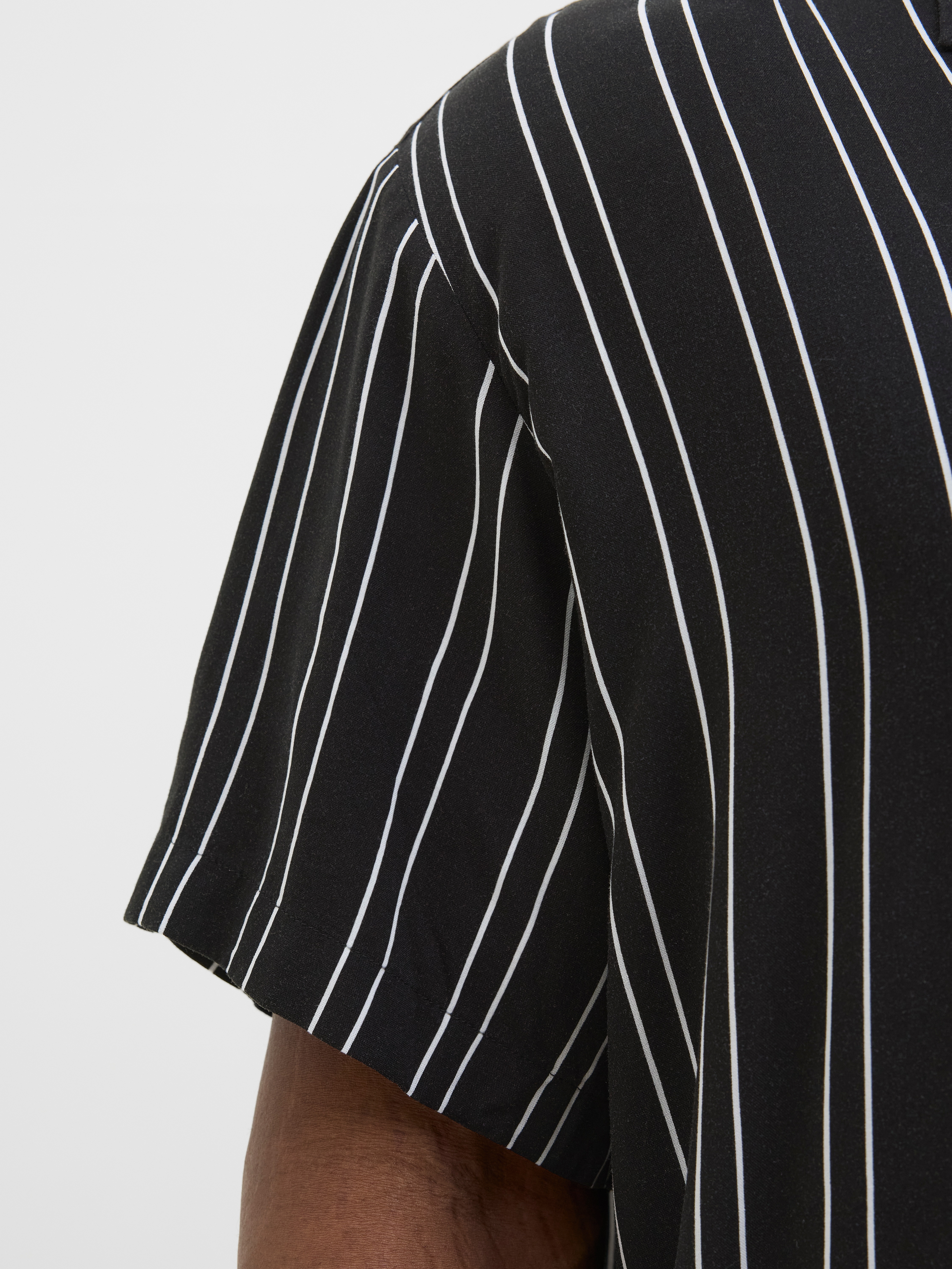 Thumbnail - Jack & Jones PlusSize Kurzarmhemd "JJEJEFF STRIPE RESORT SHIRT SS SN PLS"