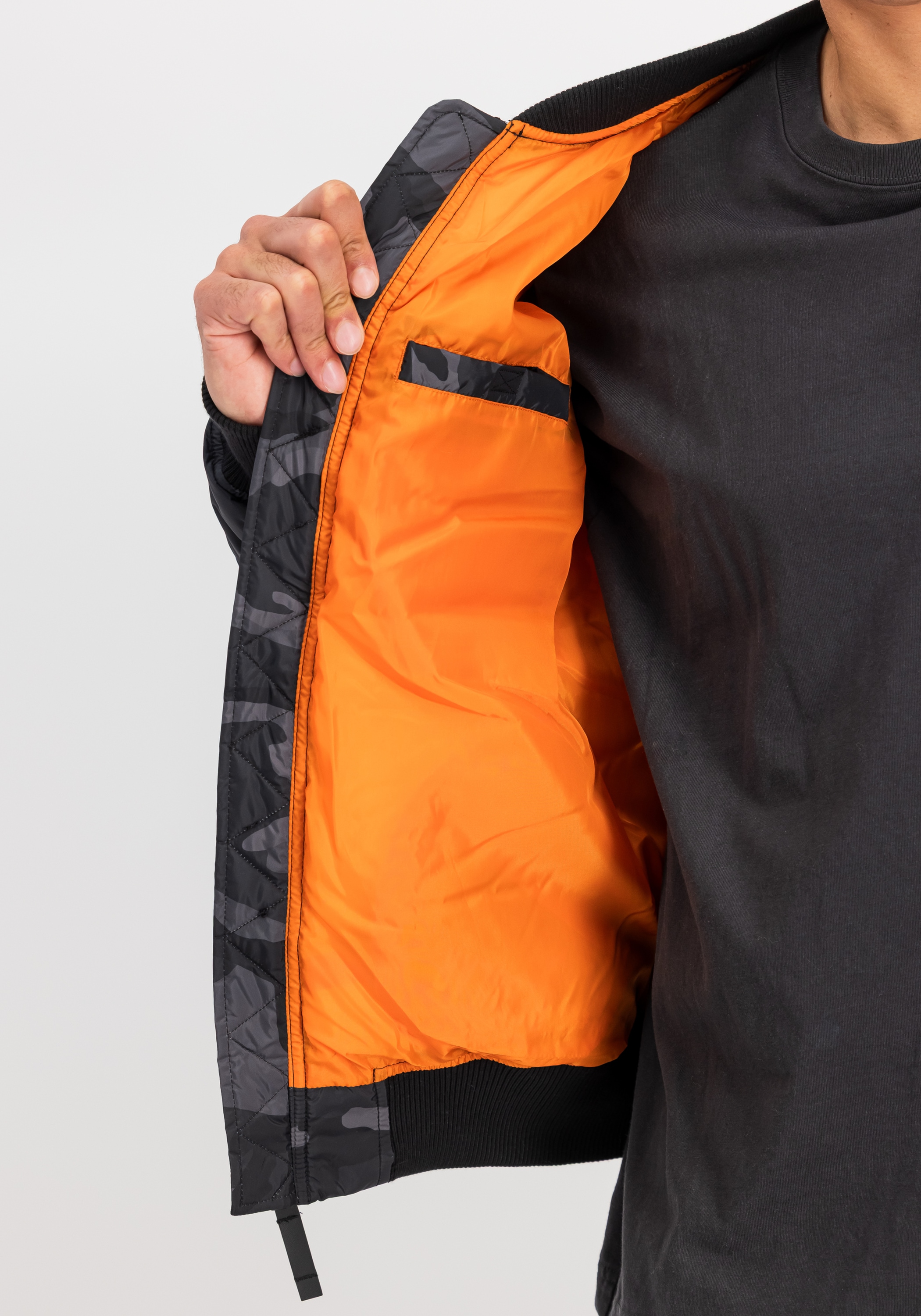 Alpha Industries Bomberjacke »Alpha Industries Men - Bomber Jackets MA-1 Puffer Bomber Camo«