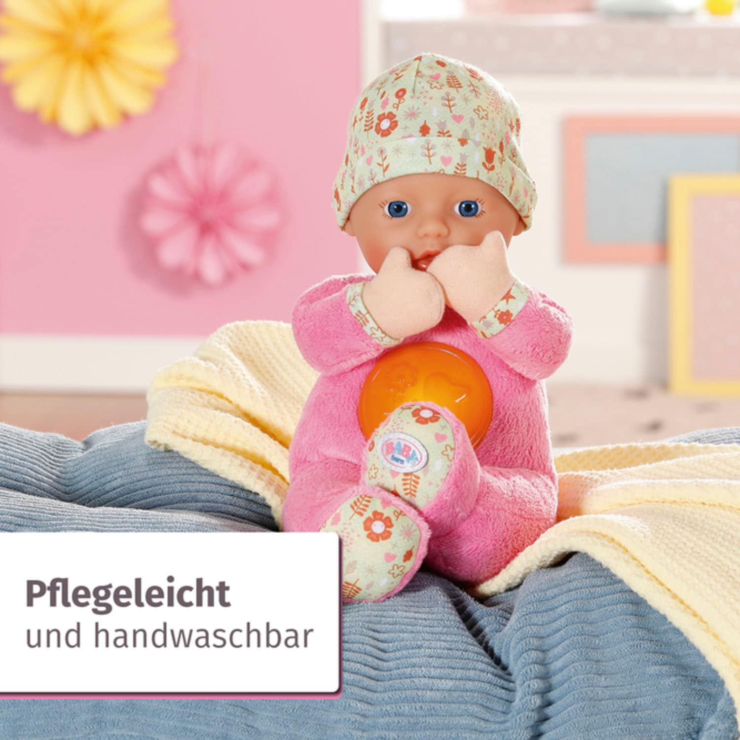 Baby Born Babypuppe »Nightfriends for babies, 30 cm«, mit Nachtlichtfunktion und Mütze mit Blumenmuster