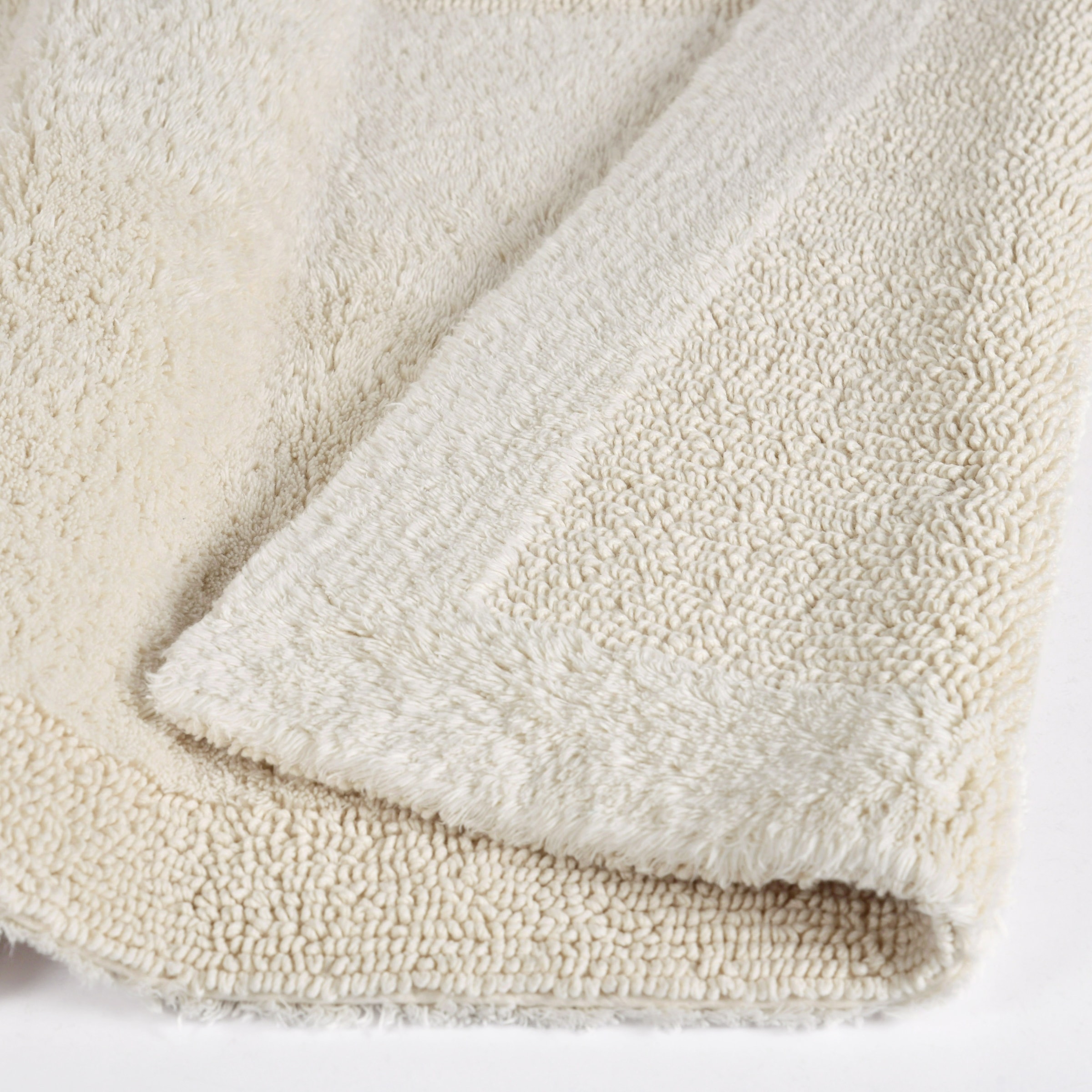 my home Badematte »Kapra, Badvorleger, Badezimmer Teppich«, beidseitig nutzbar-fußbodenheizungsgeeignet-strapazierfähig, mit Bordüre, Badteppich, Badematte, Baumwolle