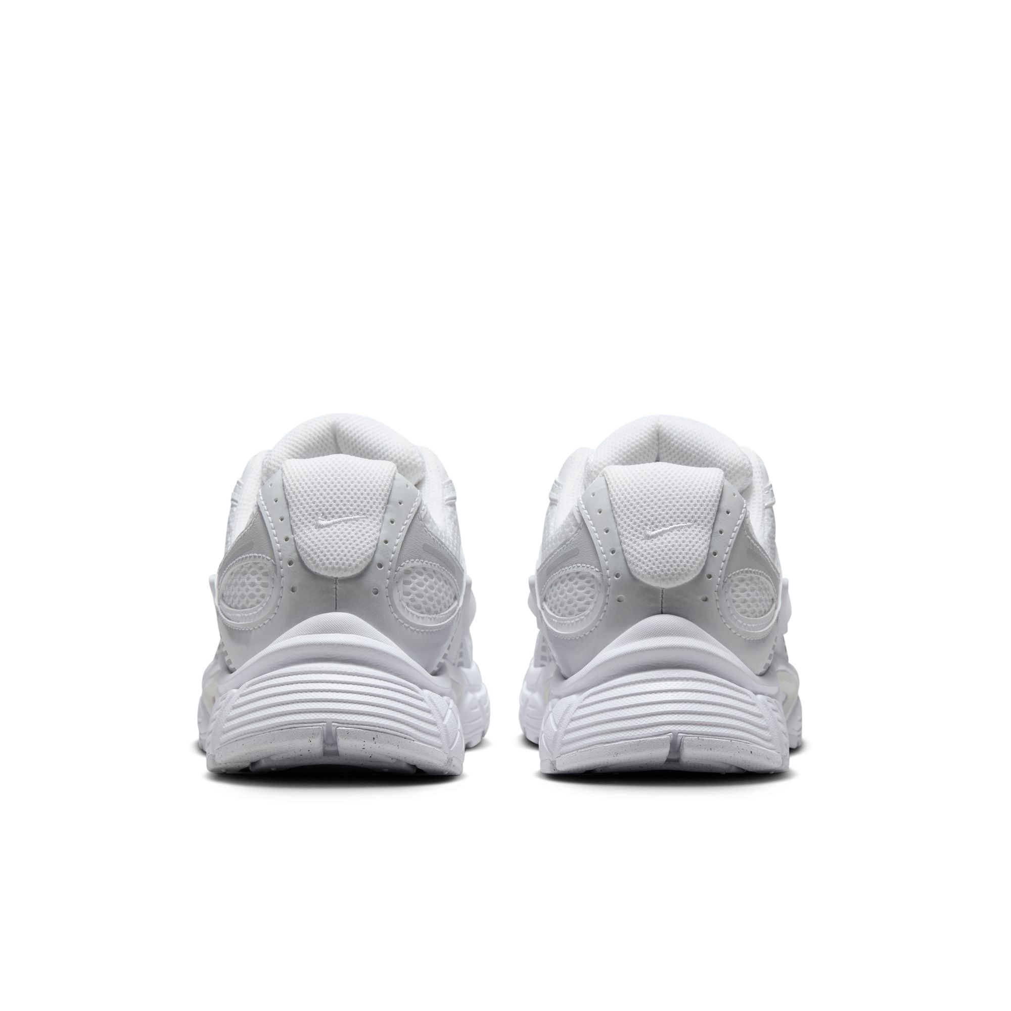 Nike Sportswear Sneaker »Nike V5 RNR«  inspiriert vom Design des Y2K Nike Vomero 5