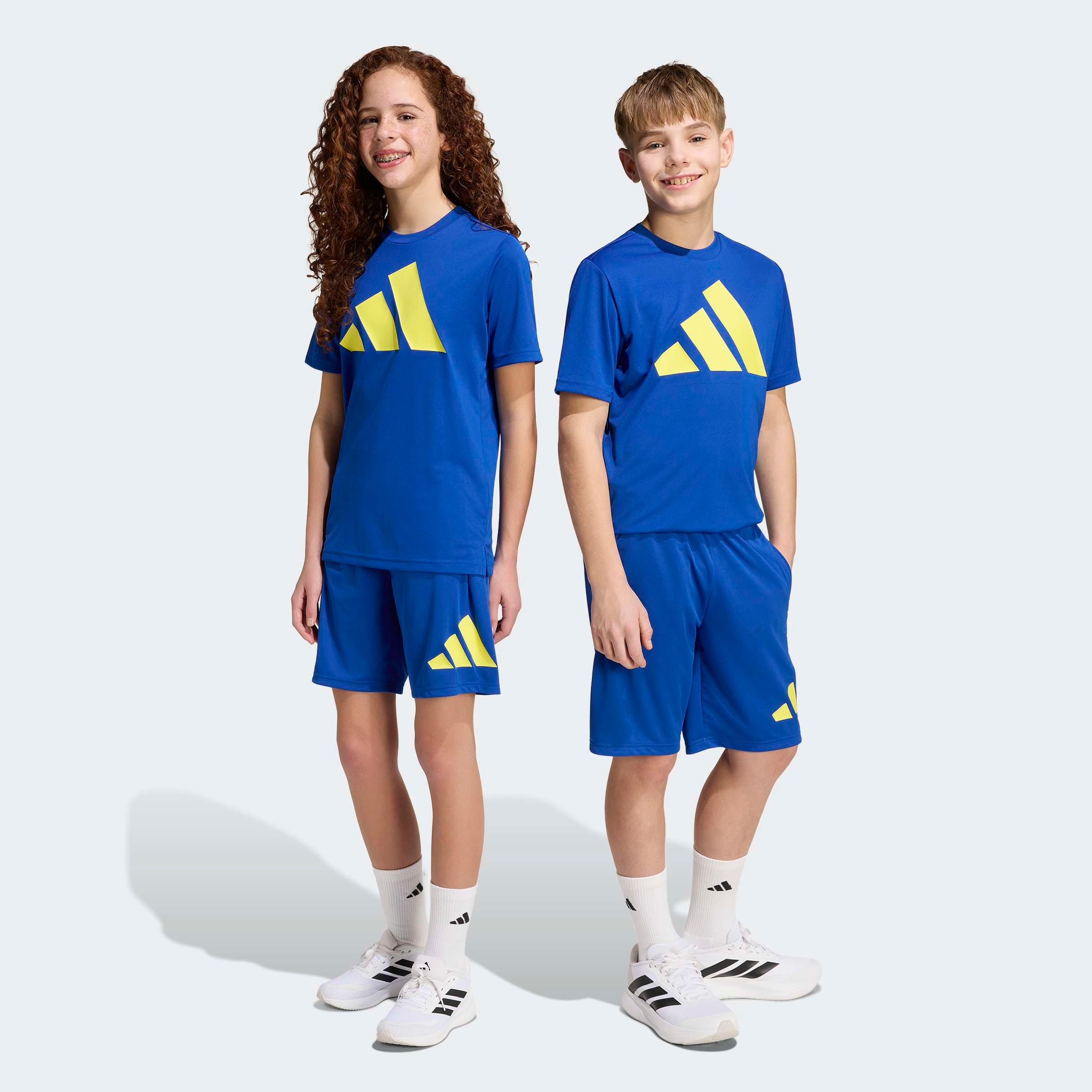 adidas Sportswear Shorts »J TR-ES BL SH«