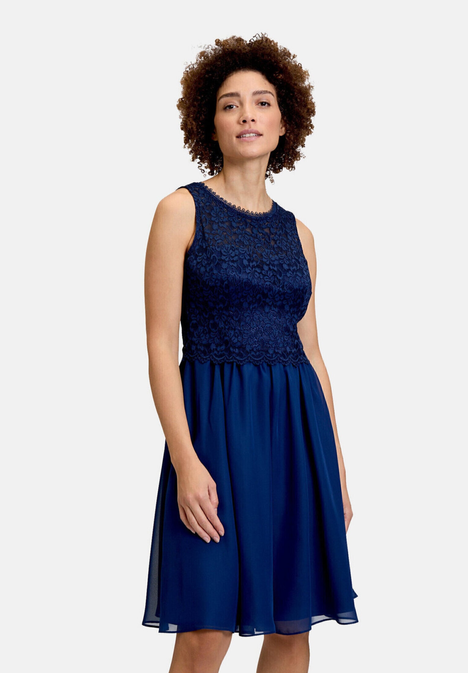 Vera Mont Abendkleid »Damen mit Spitze« Ohne Tasche Spitze