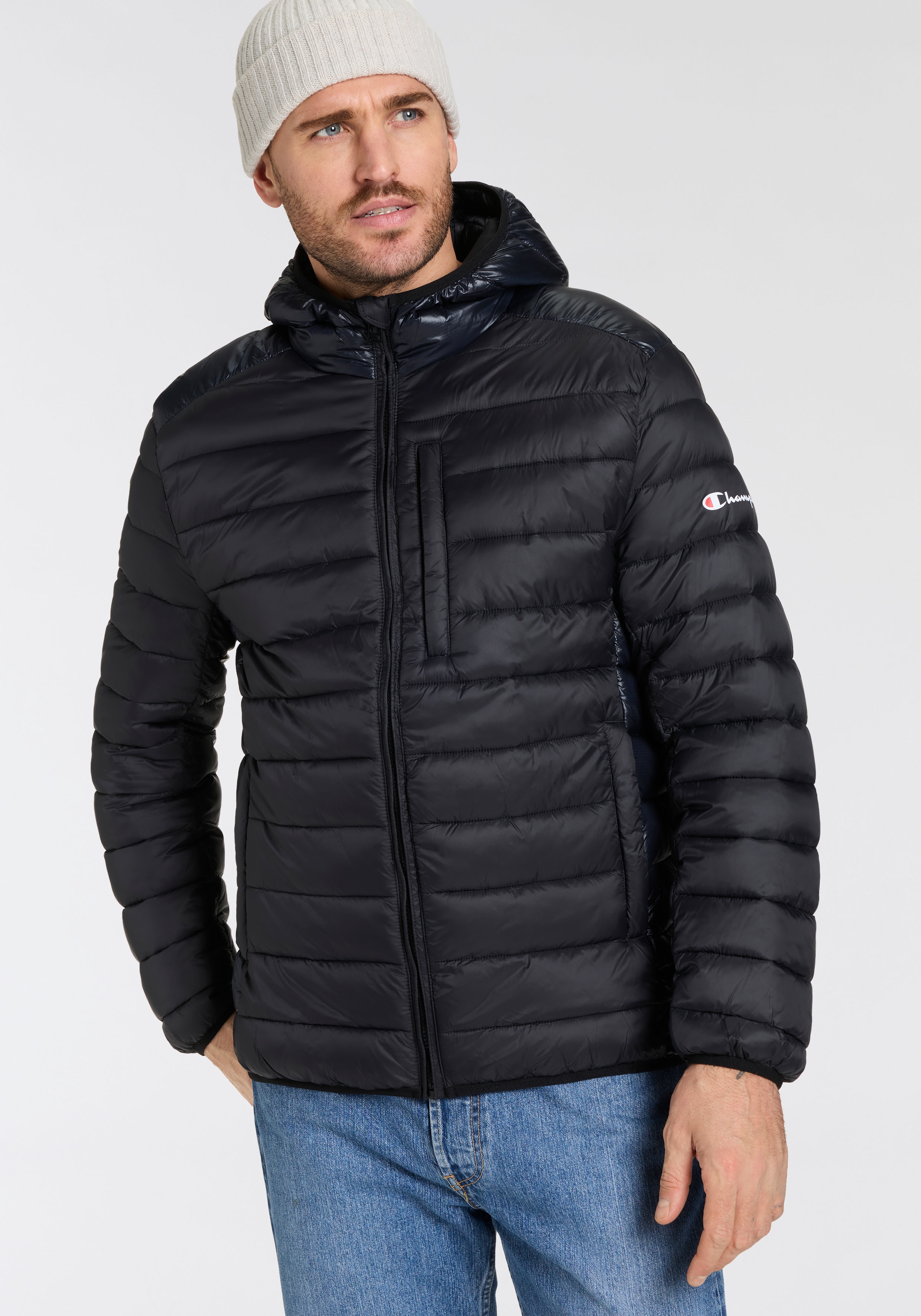 Champion Steppjacke "Hooded Jacket" mit Kapuze wärmende Steppware, mit Kapuze, atmungsaktiv, aus Polyamid