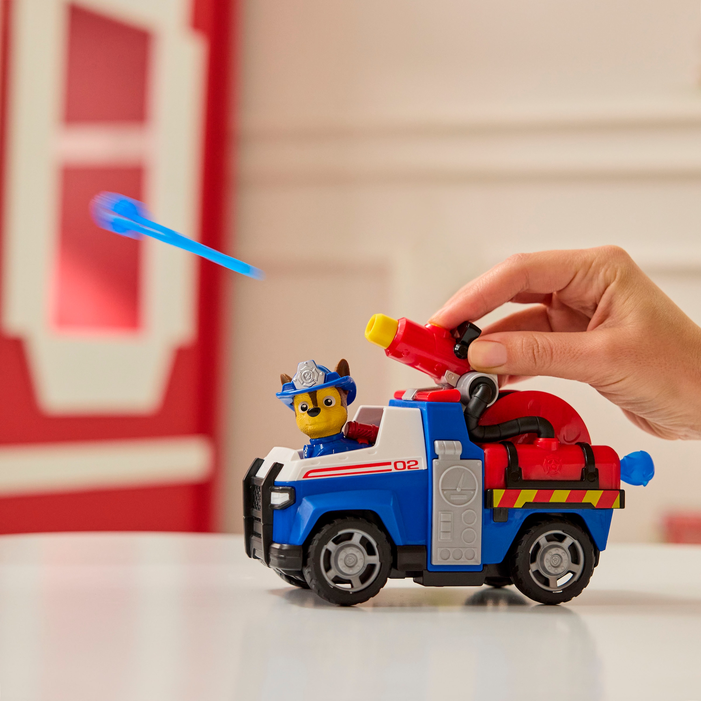 Spin Master Spielzeug-Auto »PAW Patrol Fire Rescue - Chases Rettungsfahrzeug«