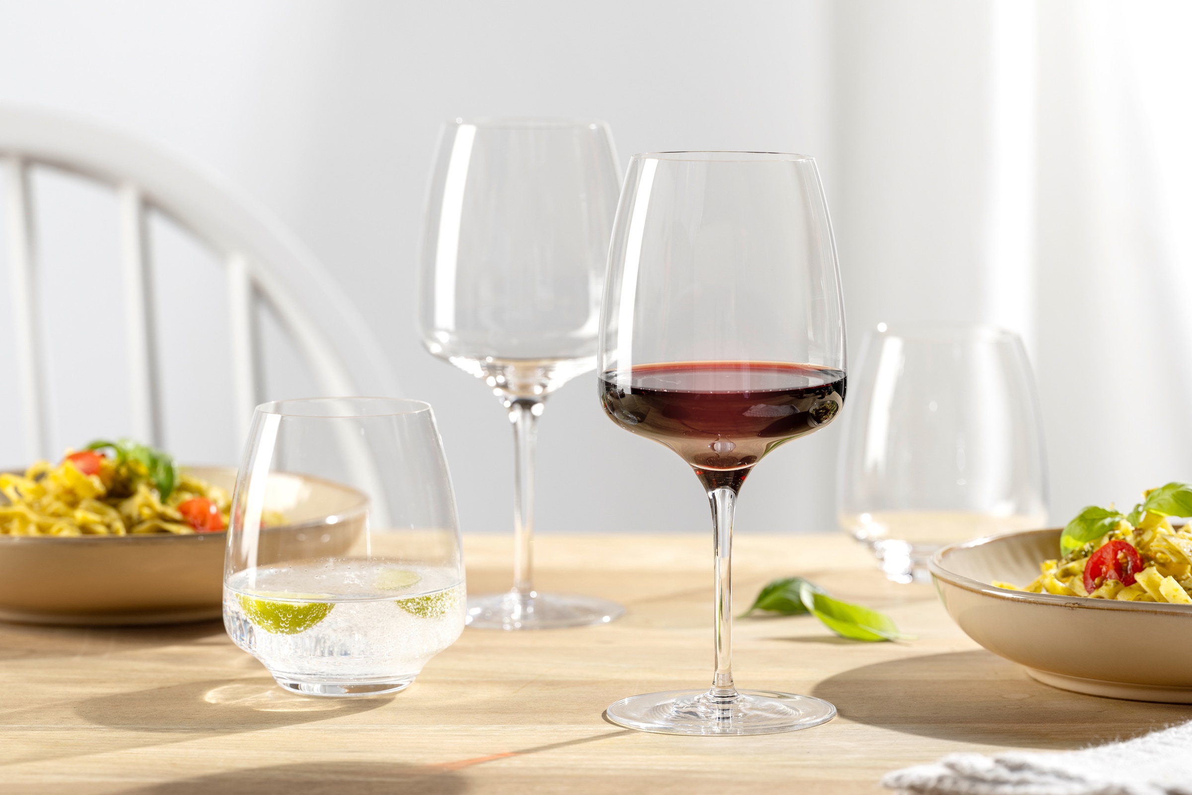 LEONARDO Gläser-Set »Trinkglas-Set CESTI, 8-teilig«, (Set, 8 tlg., 4 Kelchgläser 500 ml, 4 Trinkgläser 460 ml), 4 Kelchgläser 500 ml, 4 Trinkgläser 460 ml, spülmaschinengeeignet