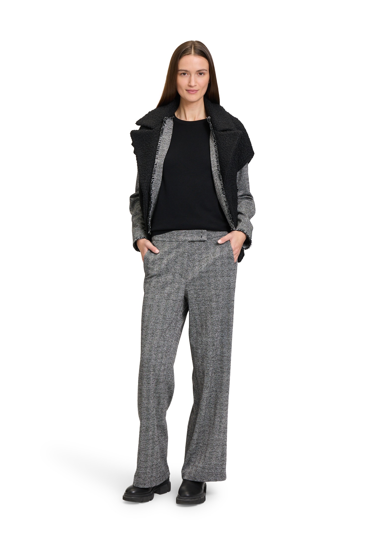 Betty&Co Kurzarmshirt »Betty & Co Feinstrickpullover mit Rundhalsausschnitt«, (1 tlg.)
