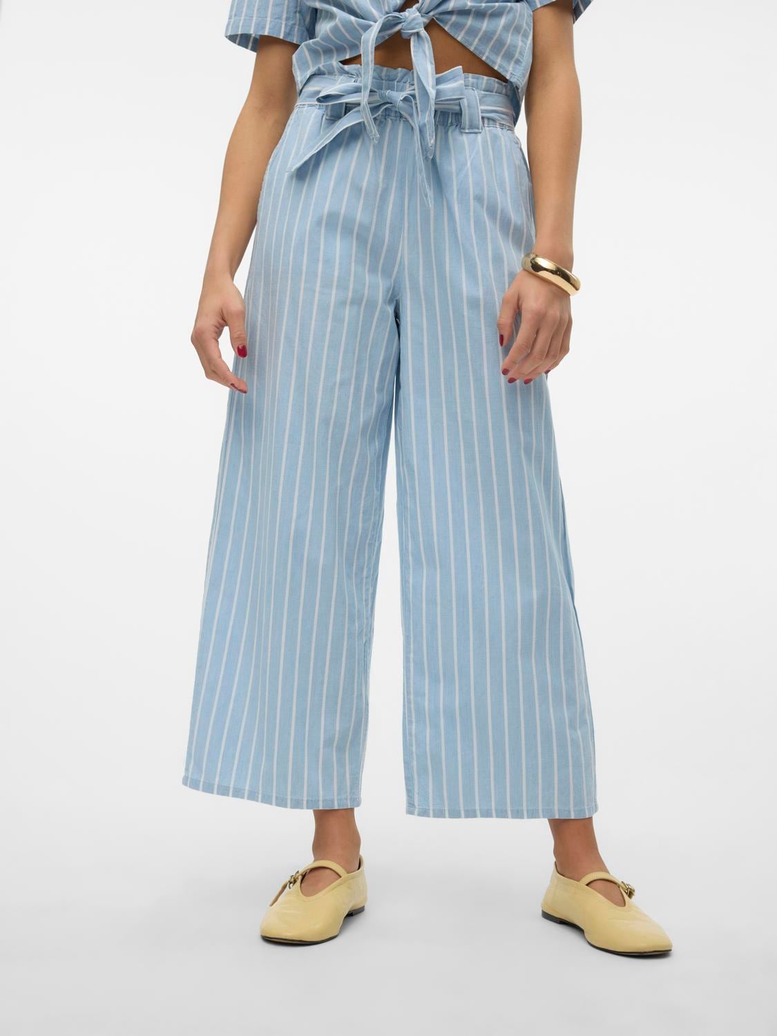 Vero Moda Culotte »VMXENIA HR LOOSE CHAMBRAY CULOTTE PANTS«