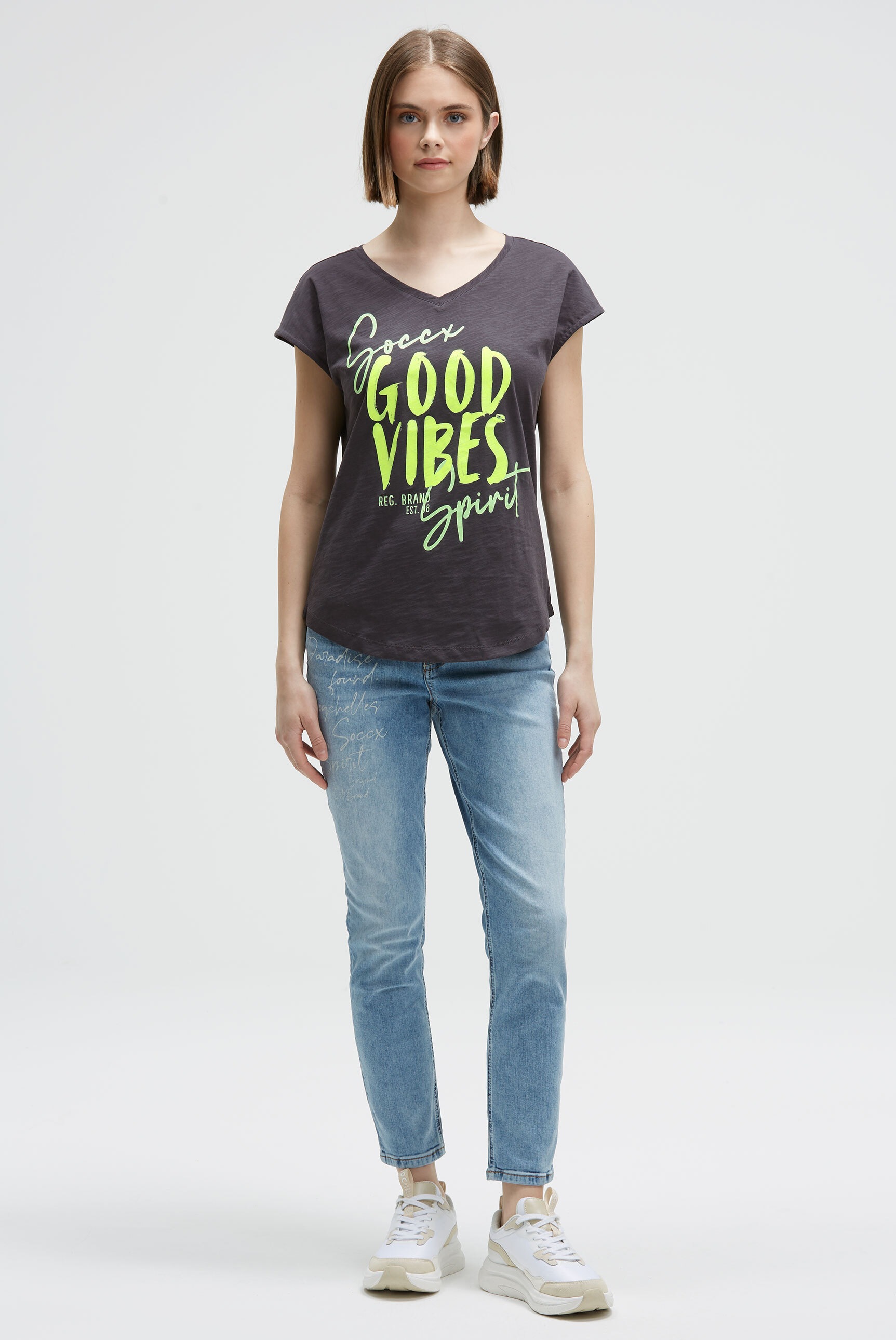 Thumbnail - SOCCX V-Shirt mit überschnittenen Schultern