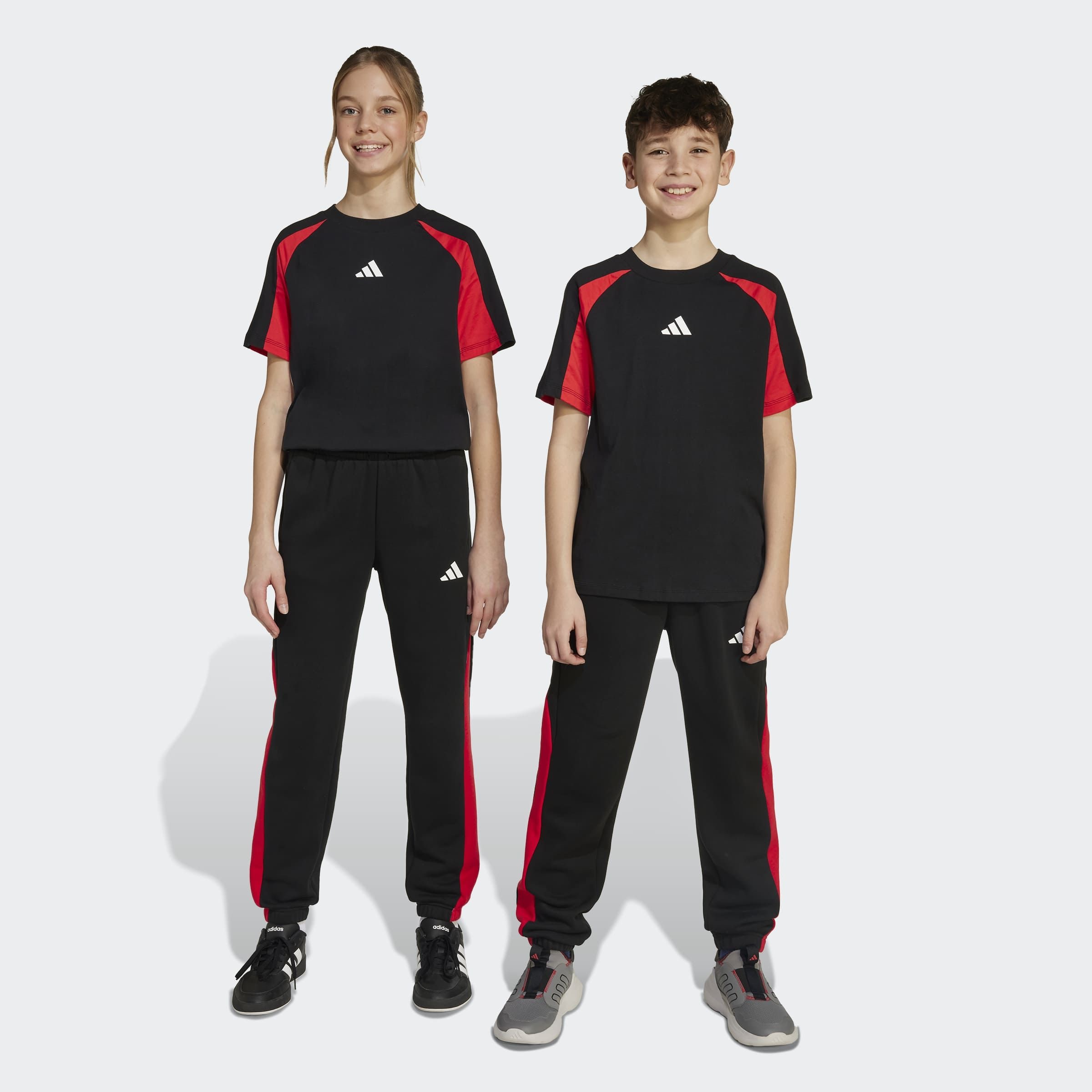 adidas Sportswear Sporthose »SEASONAL ESSENTIALS COLORBLOCK KIDS«