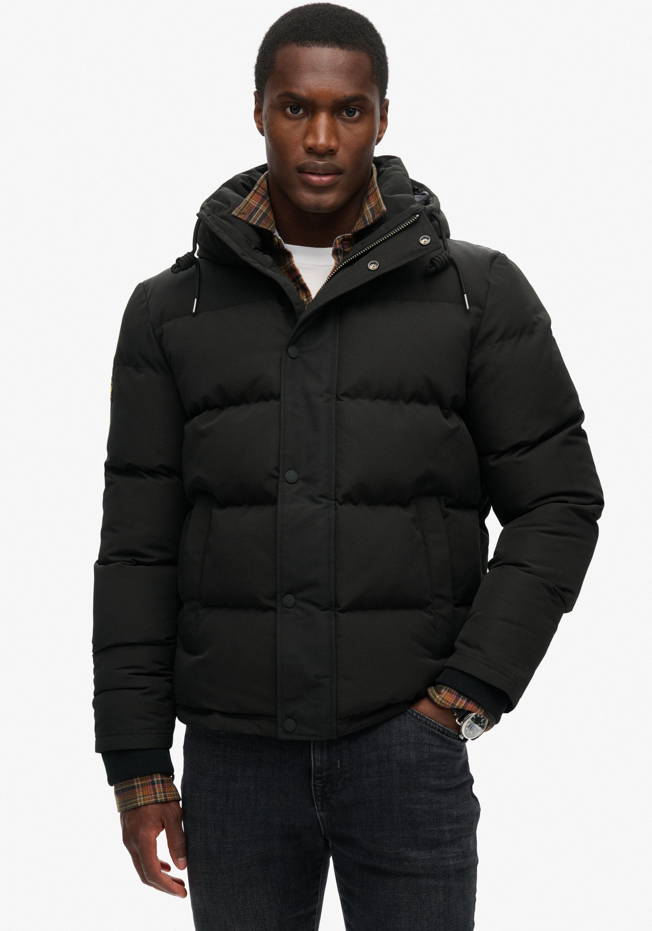 Superdry Steppjacke "Everest Hooded Puffer Jacket" mit Kapuze Loose Fit, aus Baumwolle und Polyester, mit Reißverschluss