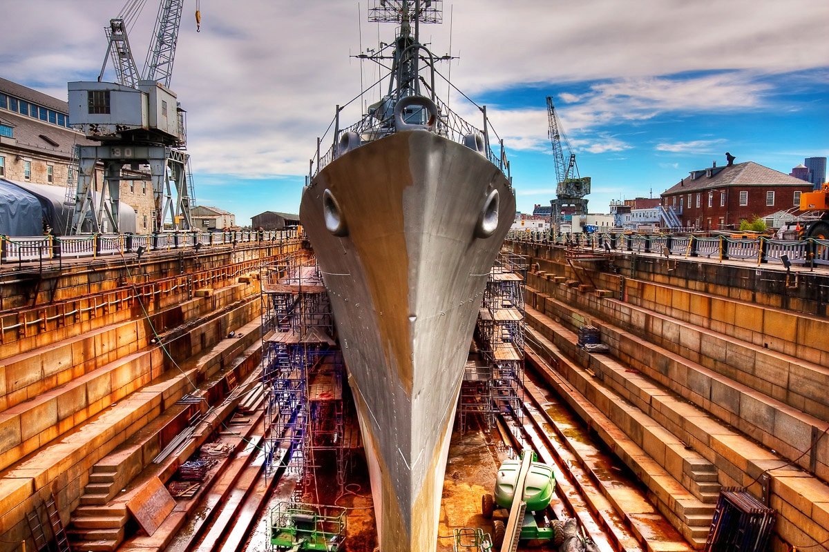 Papermoon Fototapete "Schiff im hafen"