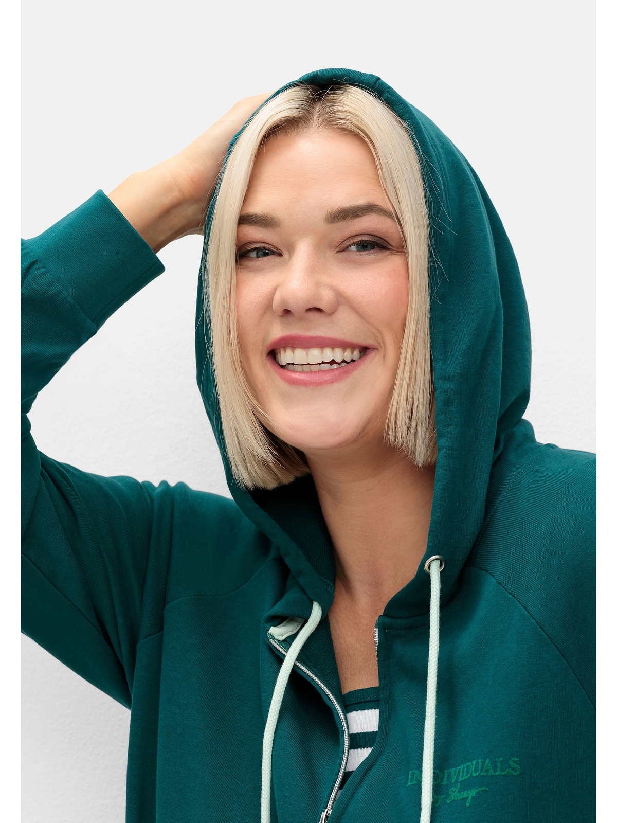 Sheego Kapuzensweatjacke »Große Größen«, mit Flockprint und Eingrifftaschen