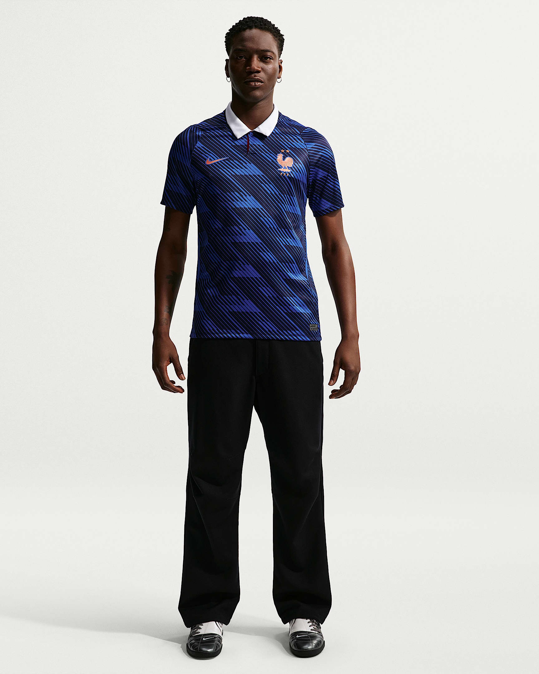 Nike Fußballtrikot »Frankreich 2026 Heim Replika-Fußballtrikot (Herren)« mit Dri-FIT-Technologie, atmungsaktiv, leichtes Material