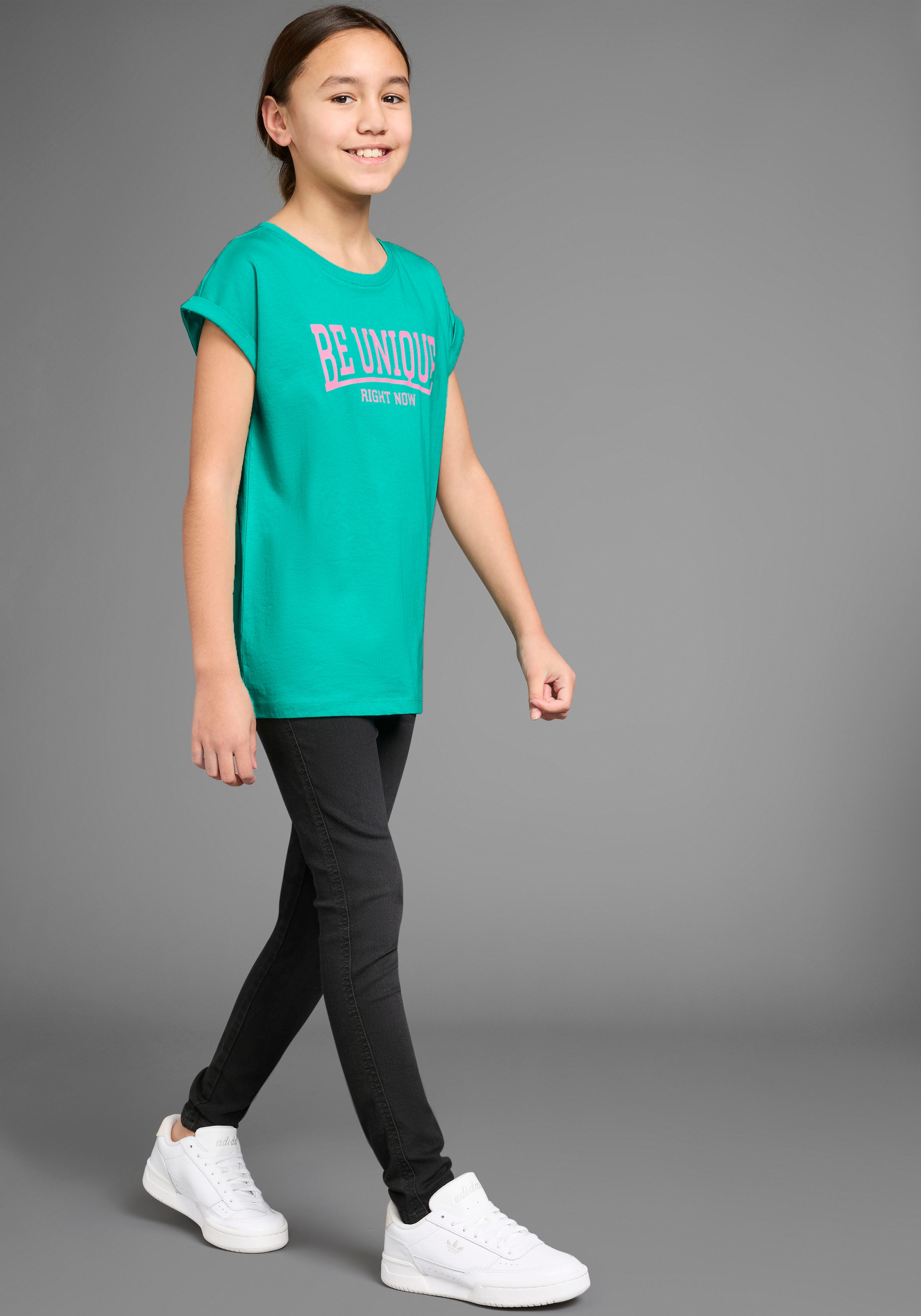 KIDSWORLD T-Shirt »Be unique - right now«, kurzärmelig, bedruckt, Rundhalsausschnitt