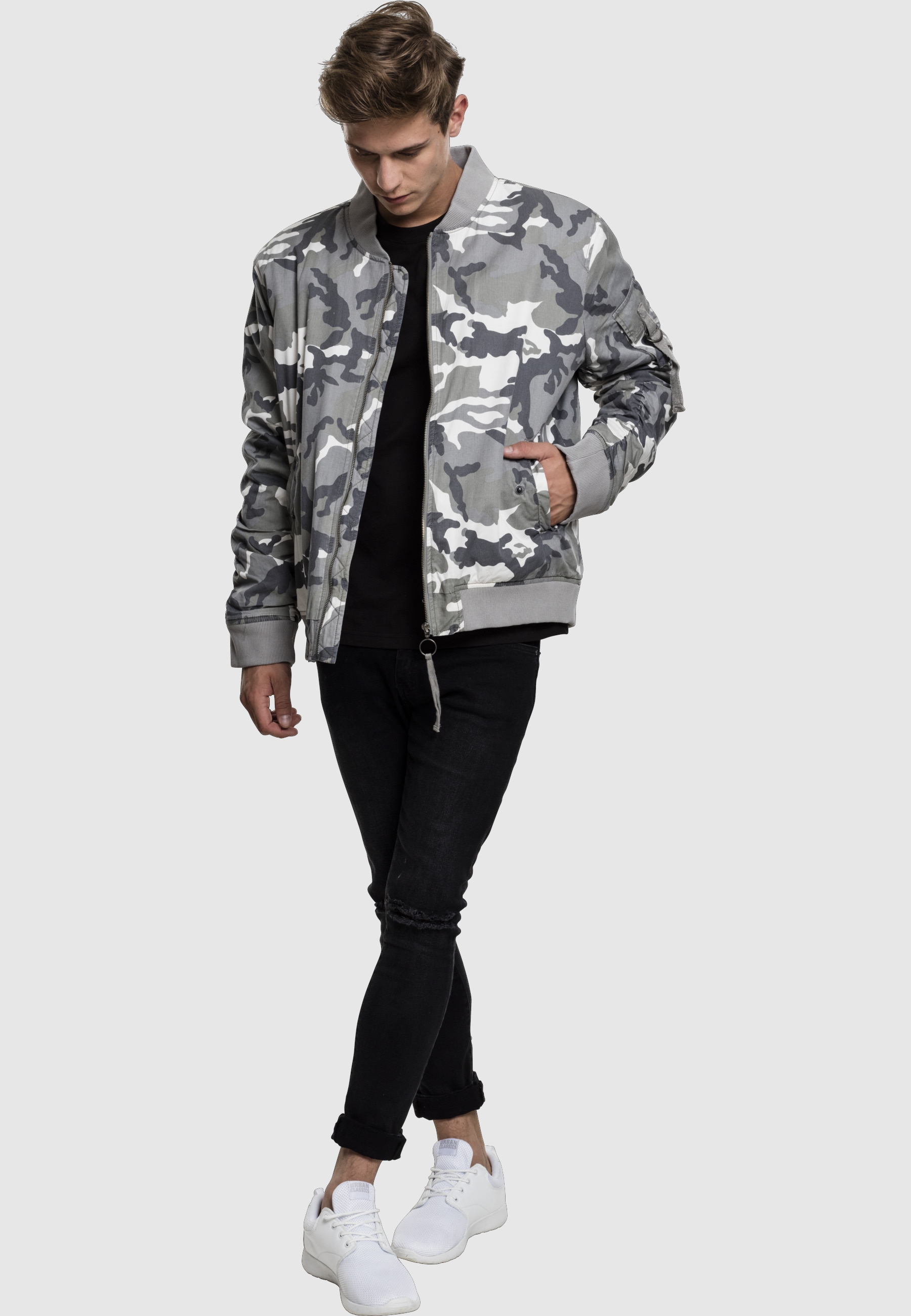 URBAN CLASSICS Bomberjacke »Urban Classics Herren Vintage Camo Cotton Bomber Jacket« 1 Stk. tlg. ohne Kapuze