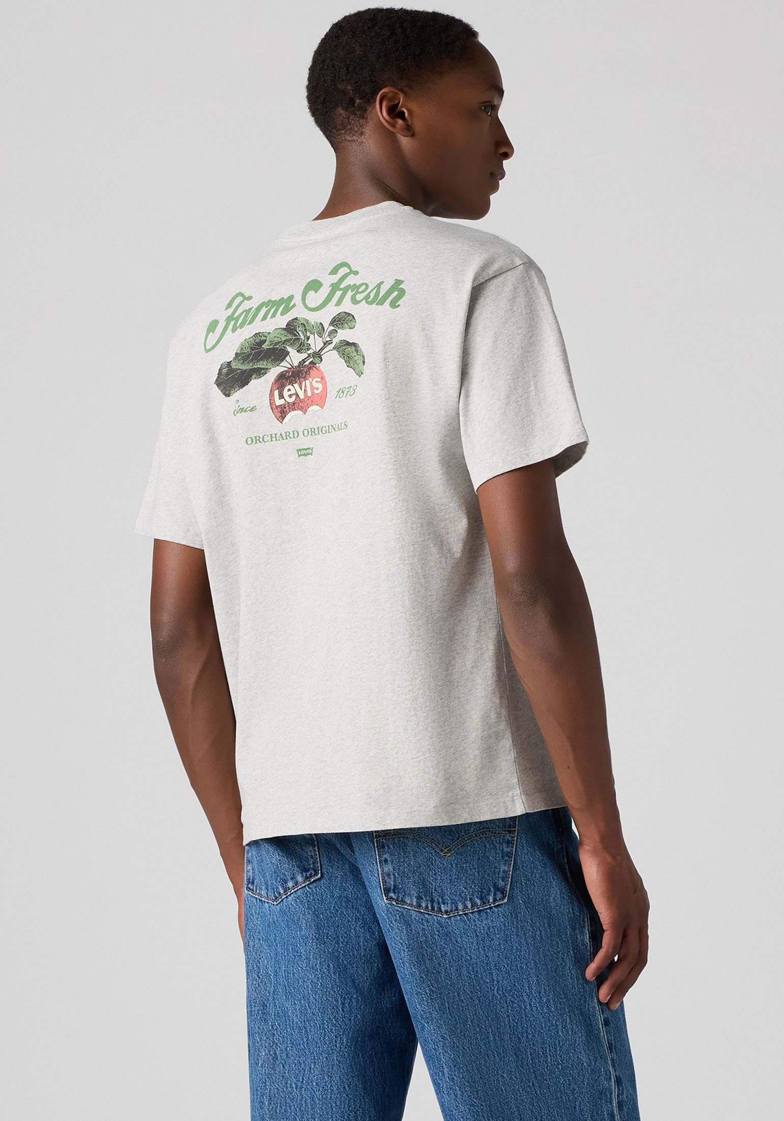 Levi's® T-Shirt »SEVINTAGE«, mit Logo-Aufnäher auf der Brust