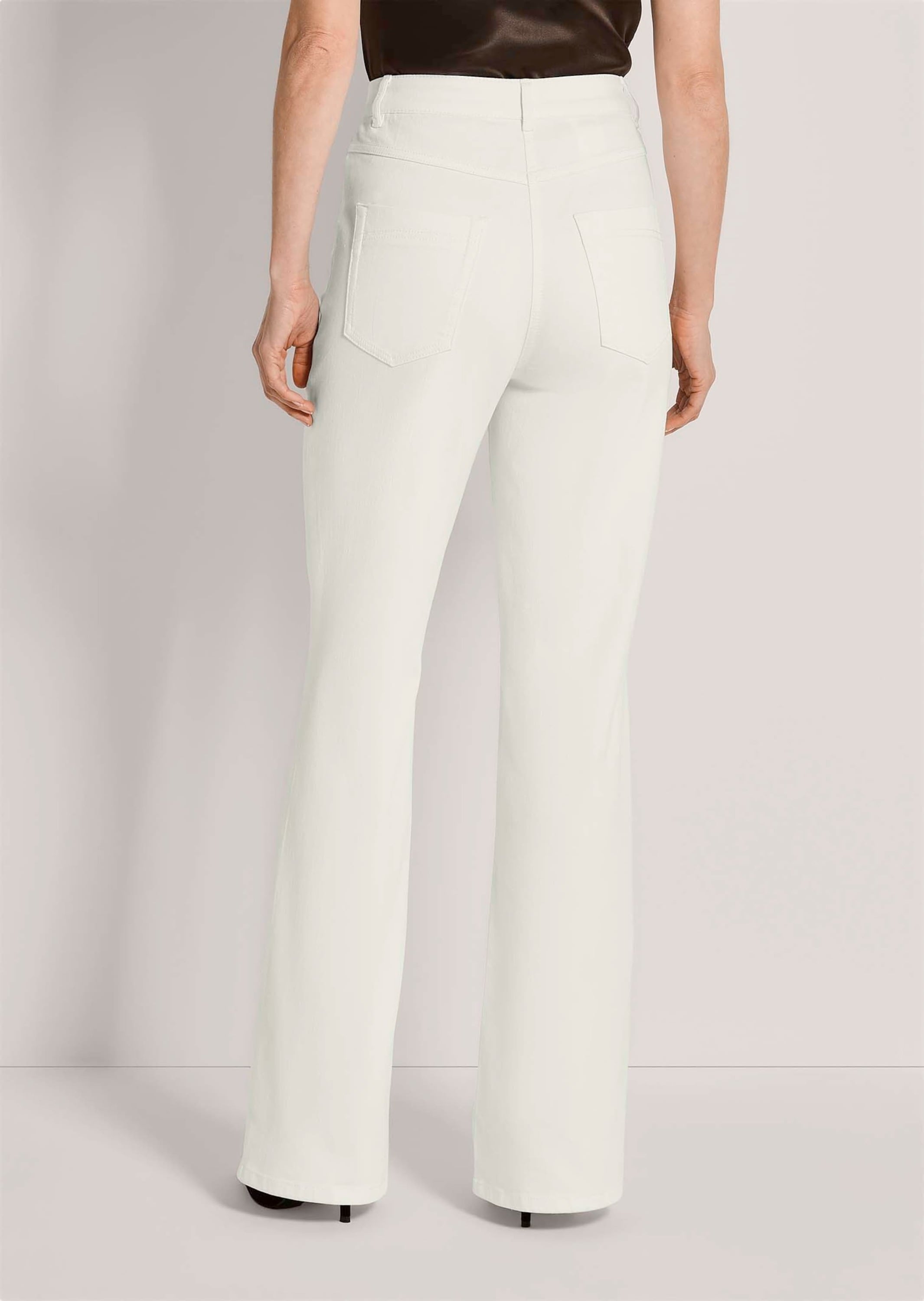 MADELEINE Regular-fit-Jeans »Hose Weite Jeans mit leichtem Bootcut«