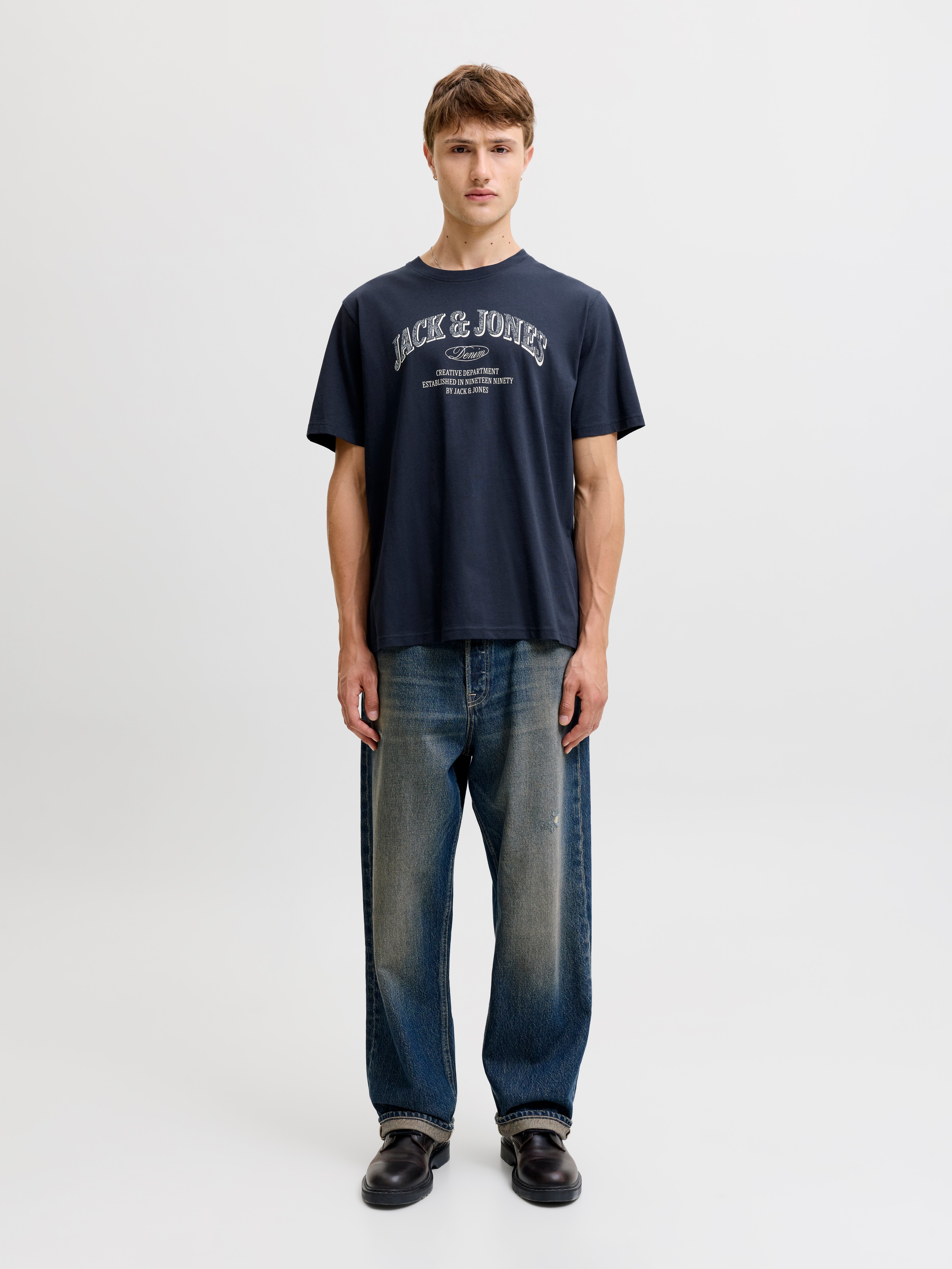 Jack & Jones T-Shirt »JJEDENVER LOGO TEE SS O-NECK SN« Baumwolle, relaxed fit