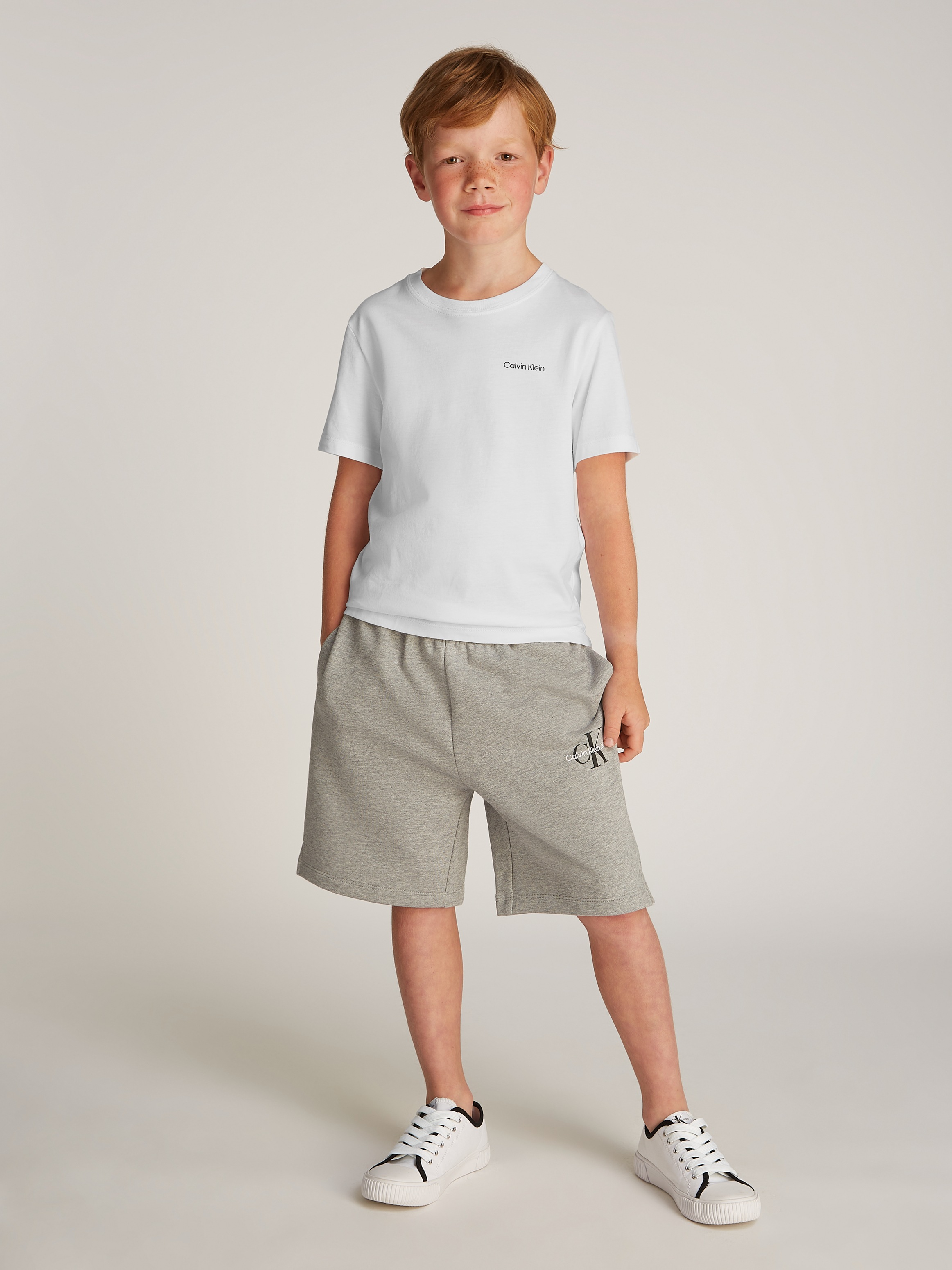 Calvin Klein Jeans T-Shirt »Chest Inst.Logo Ss T-Shirt«, für Kinder bis 16 Jahre und mit Logoschriftzug