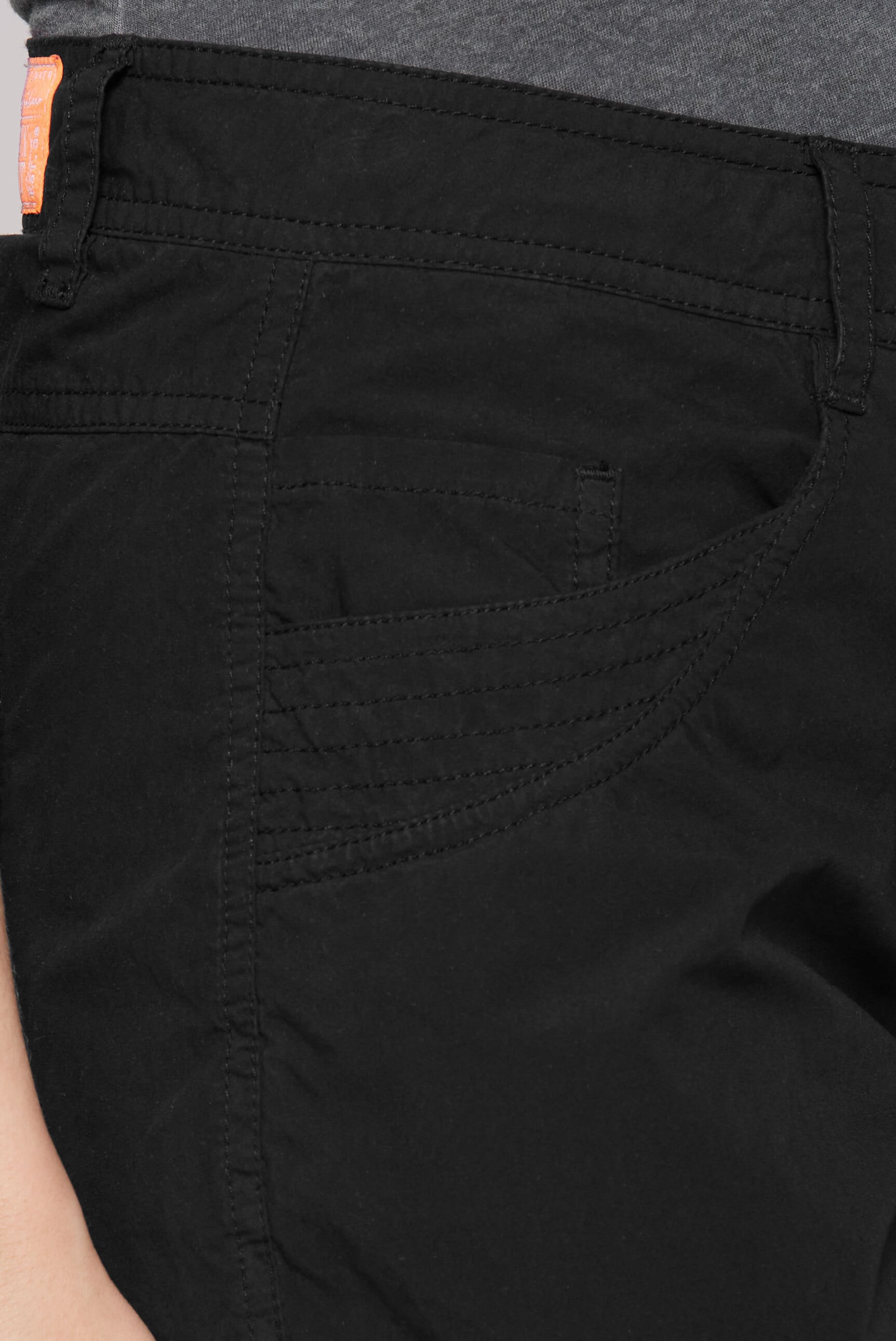 SOCCX Shorts, mit Bindeband am Saum