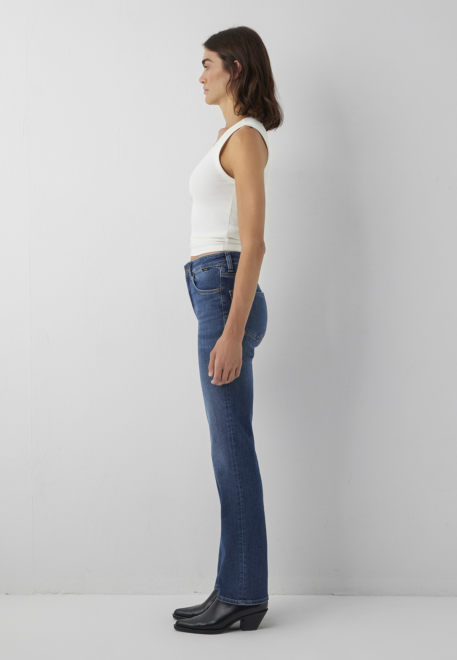 Mavi Straight-Jeans »KENDRA« gerde Form