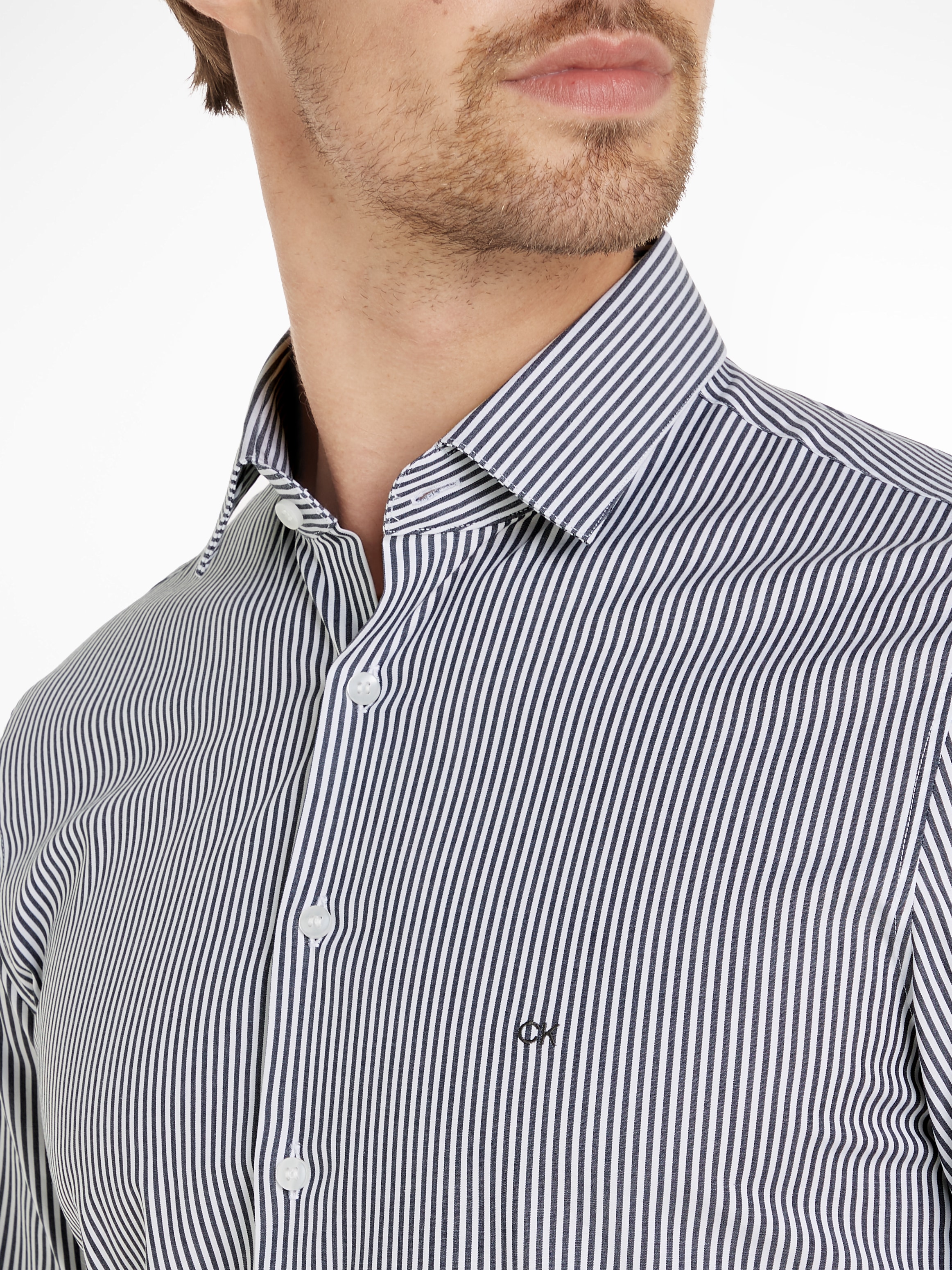 Calvin Klein Langarmhemd »POPLIN STRIPE SLIM SHIRT« mit Logoprägung